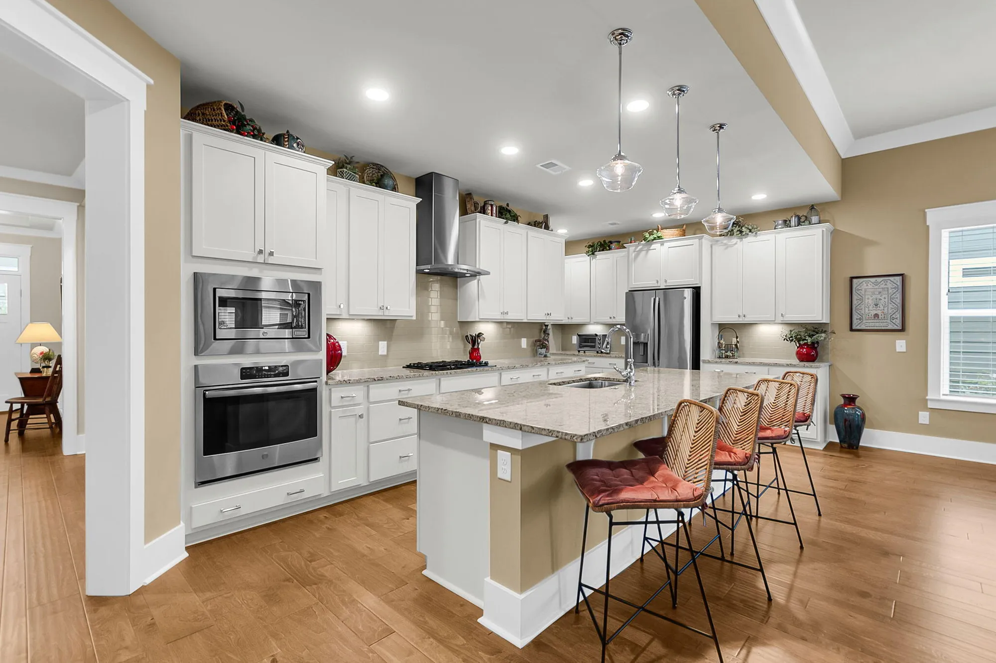 Property Slideshow image 10 of 60 | 3008 aura ln, Summerville, SC, 29483