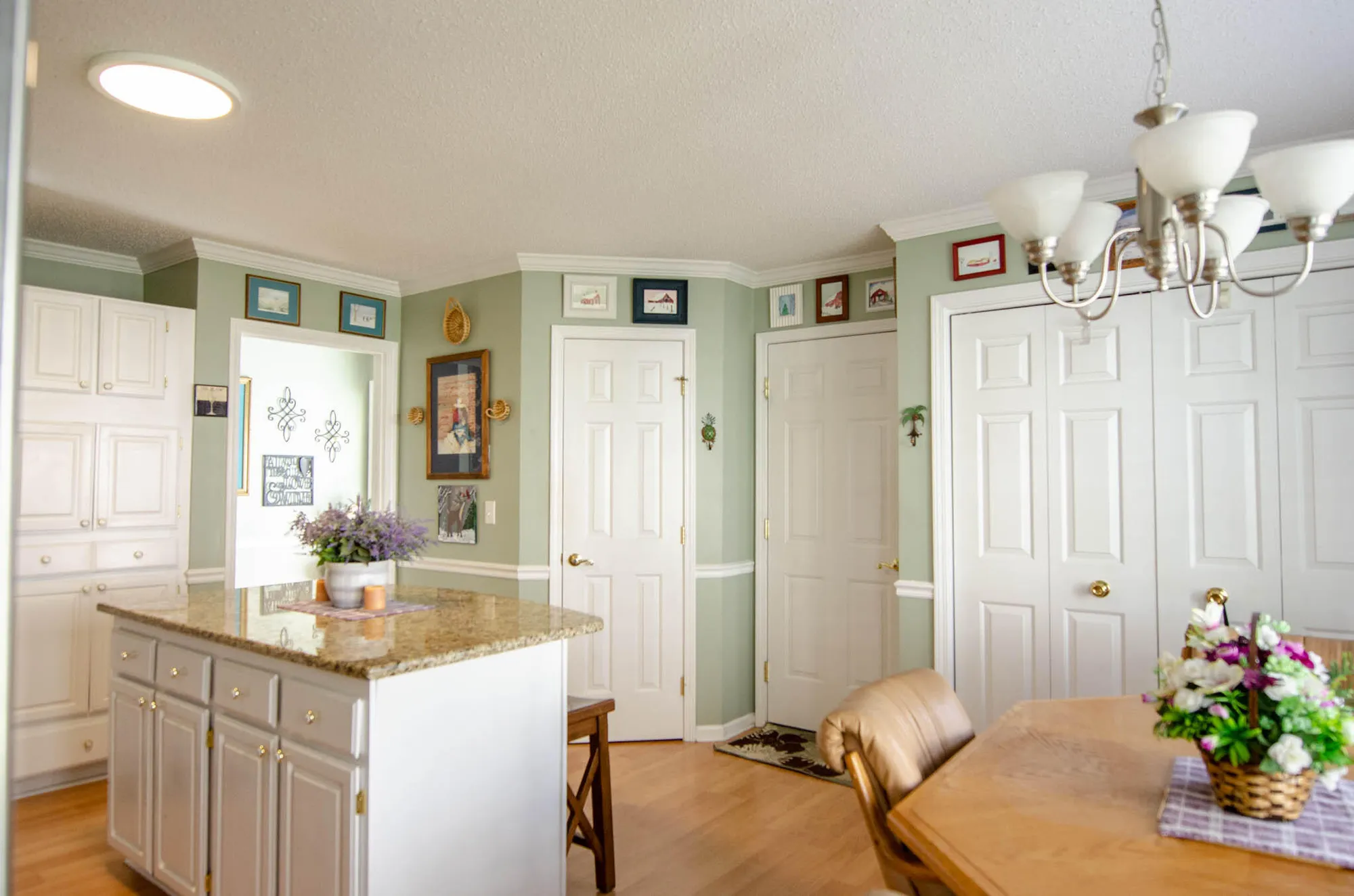 Property Slideshow image 6 of 17 | 9086 delancey cir, North Charleston, SC, 29406