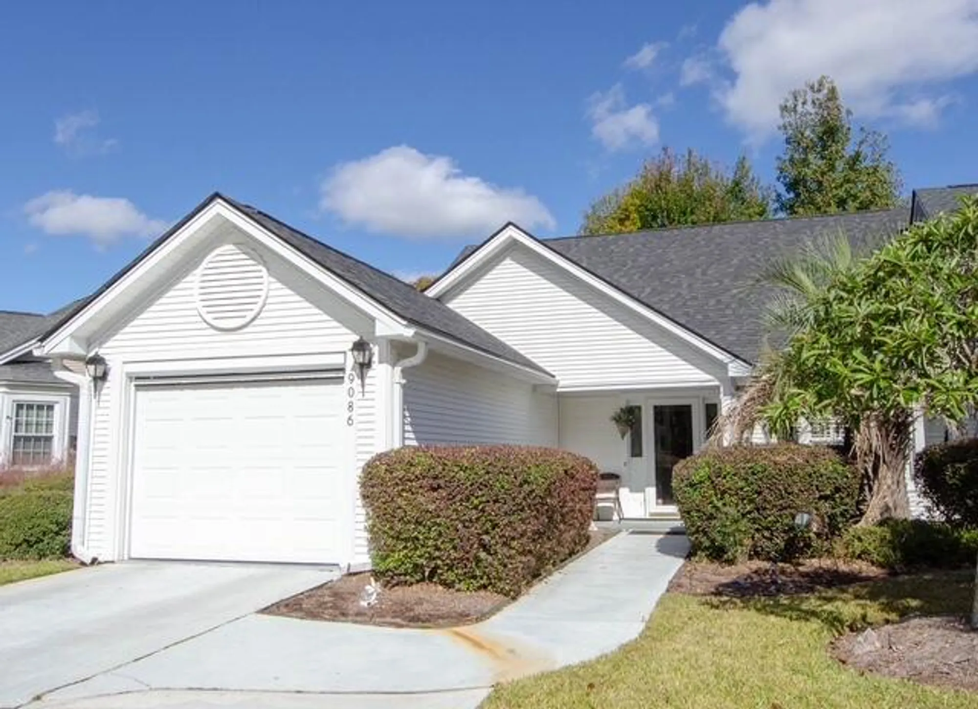 Property Slideshow image 1 of 17 | 9086 delancey cir, North Charleston, SC, 29406