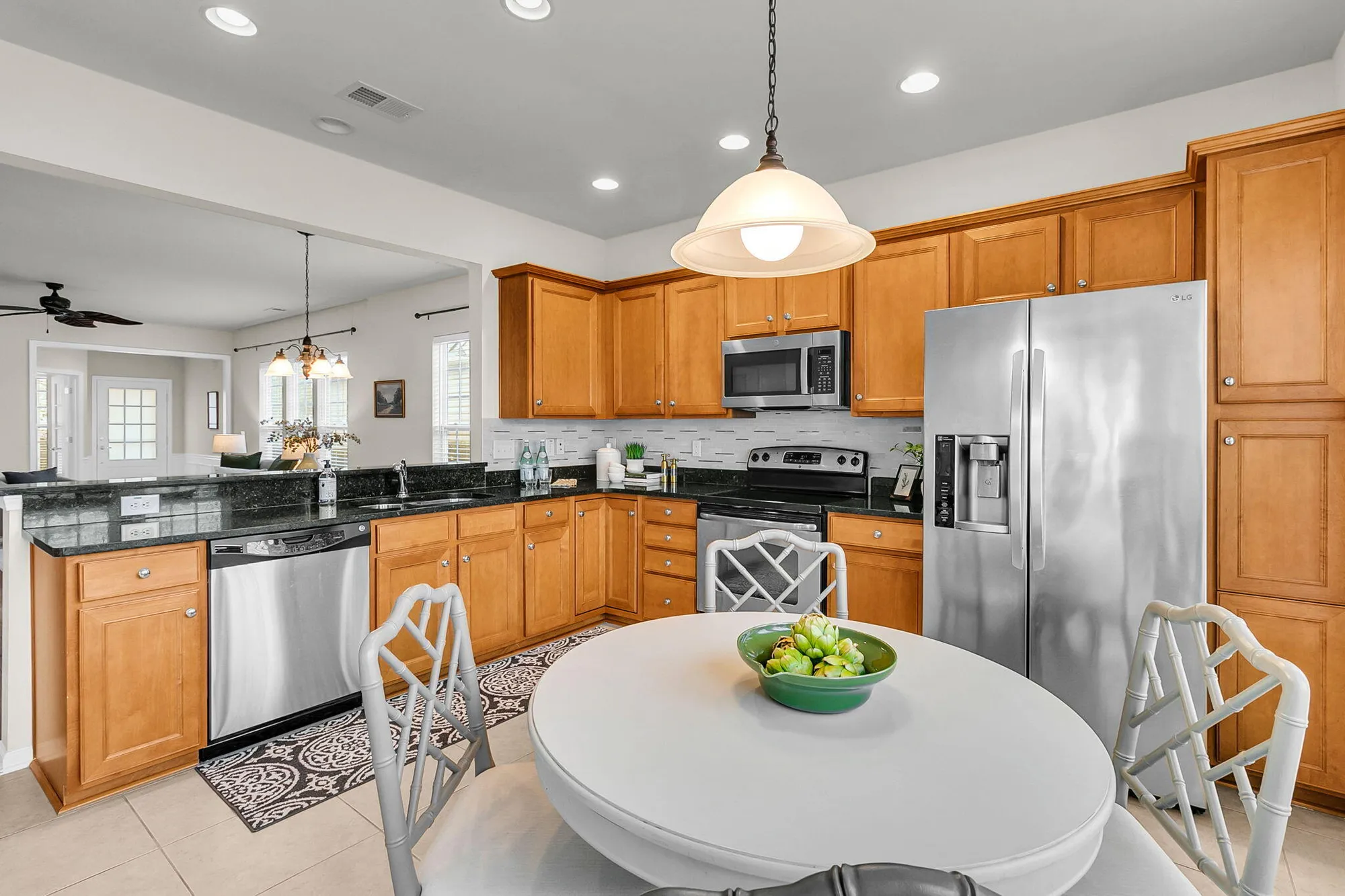 Property Slideshow image 14 of 62 | 206 sternside run ave, Summerville, SC, 29486