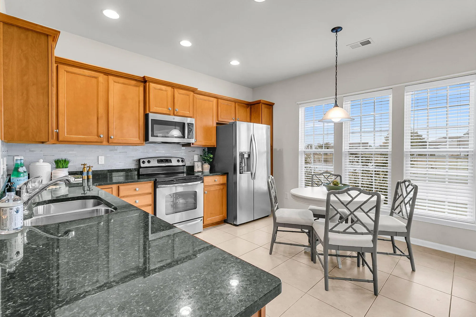 Property Slideshow image 15 of 62 | 206 sternside run ave, Summerville, SC, 29486