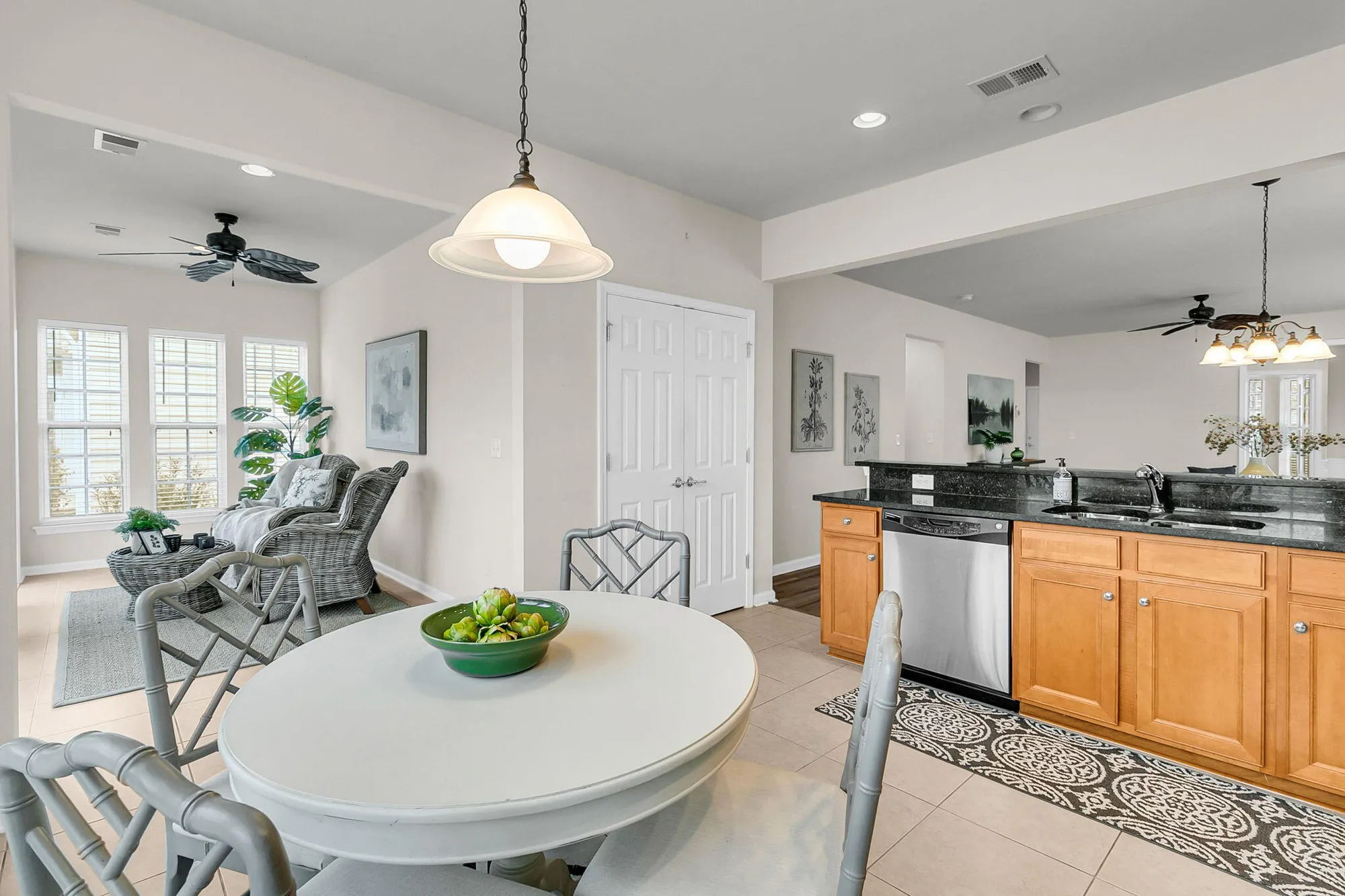 Property Slideshow image 17 of 62 | 206 sternside run ave, Summerville, SC, 29486