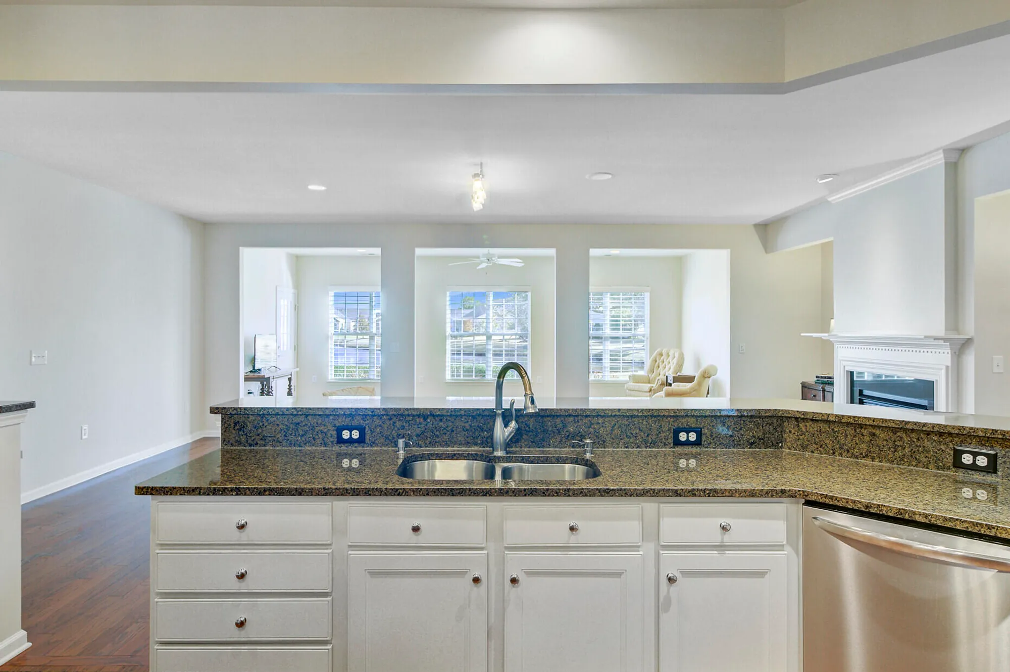 Property Slideshow image 23 of 84 | 144 billowing sails st, Summerville, SC, 29486