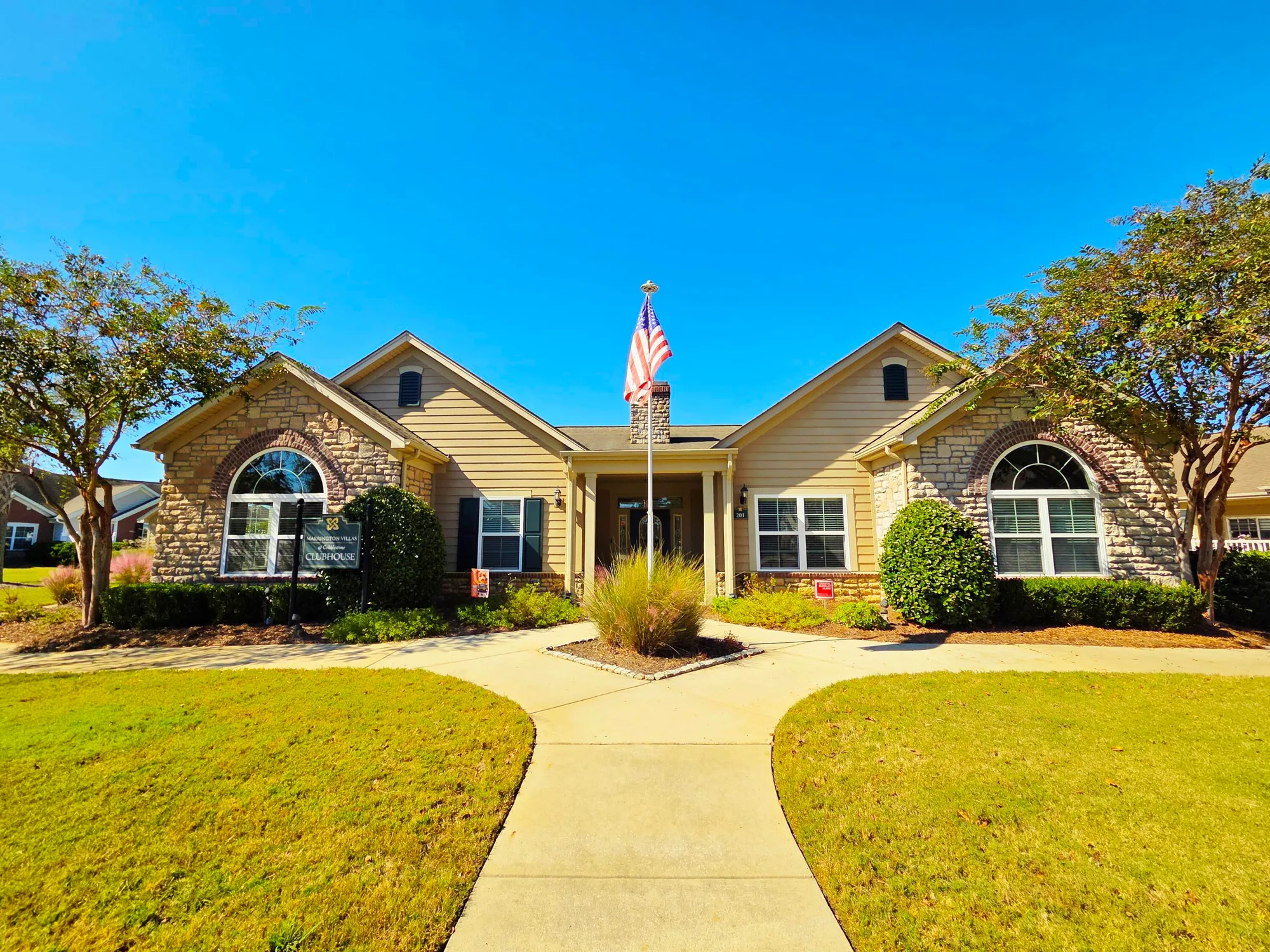 Property Slideshow image 19 of 28 | 301 blakely village ln, Summerville, SC, 29486