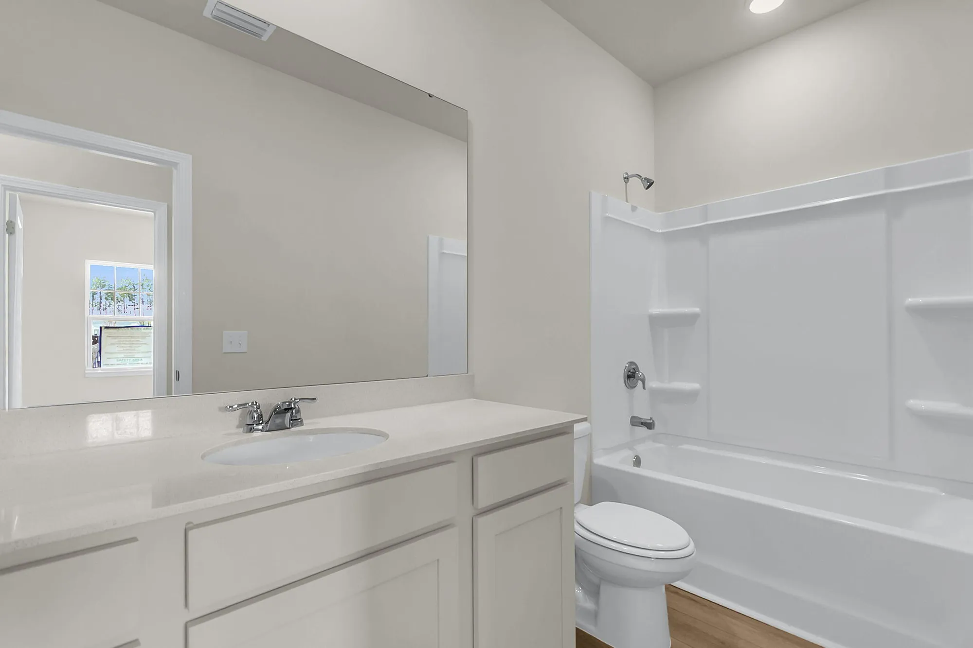 Property Slideshow image 13 of 23 | 938 dusk dr, Summerville, SC, 29486