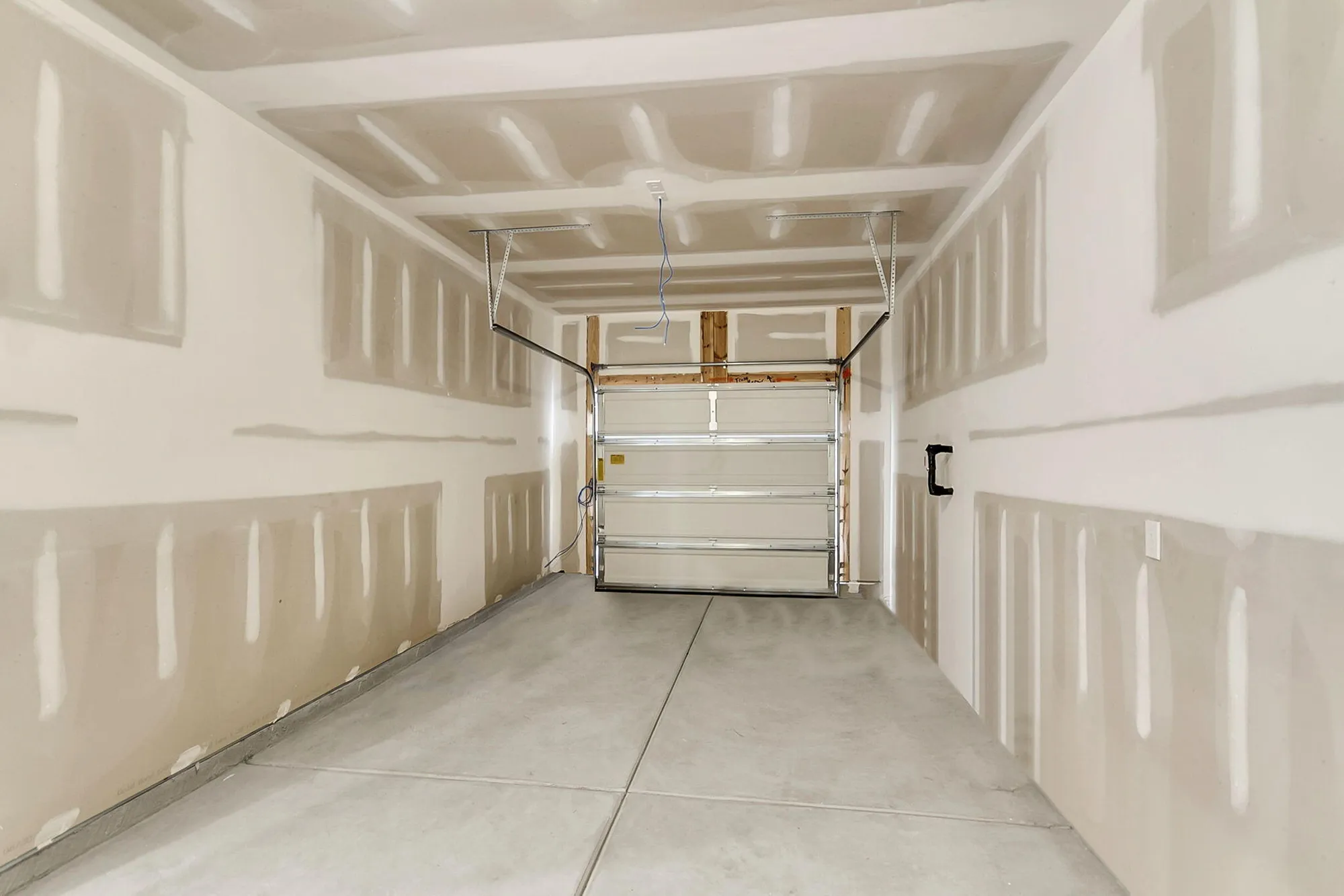 Property Slideshow image 20 of 23 | 938 dusk dr, Summerville, SC, 29486