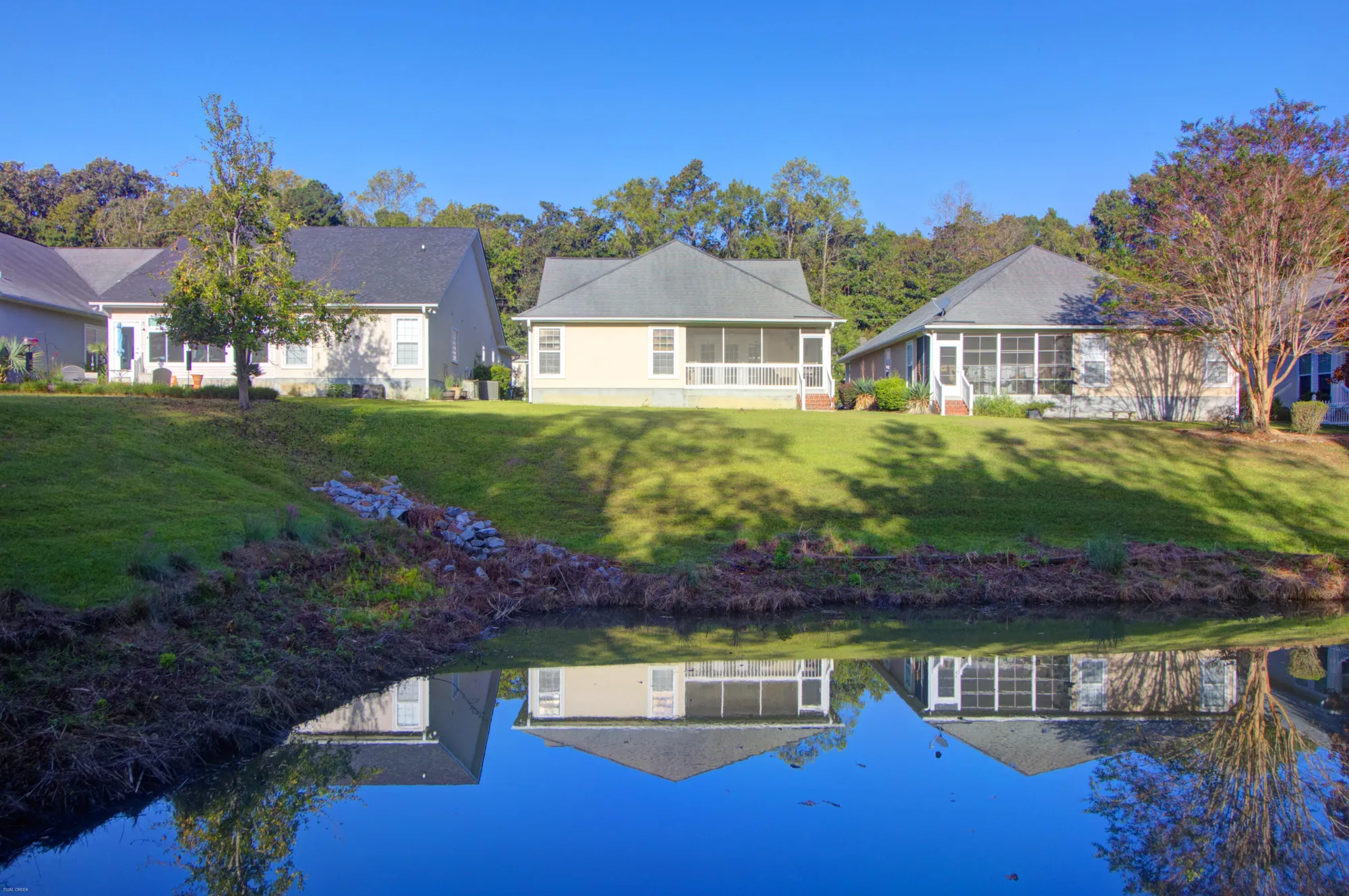 Property Slideshow image 41 of 65 | 2676 hanford mills ln, North Charleston, SC, 29406