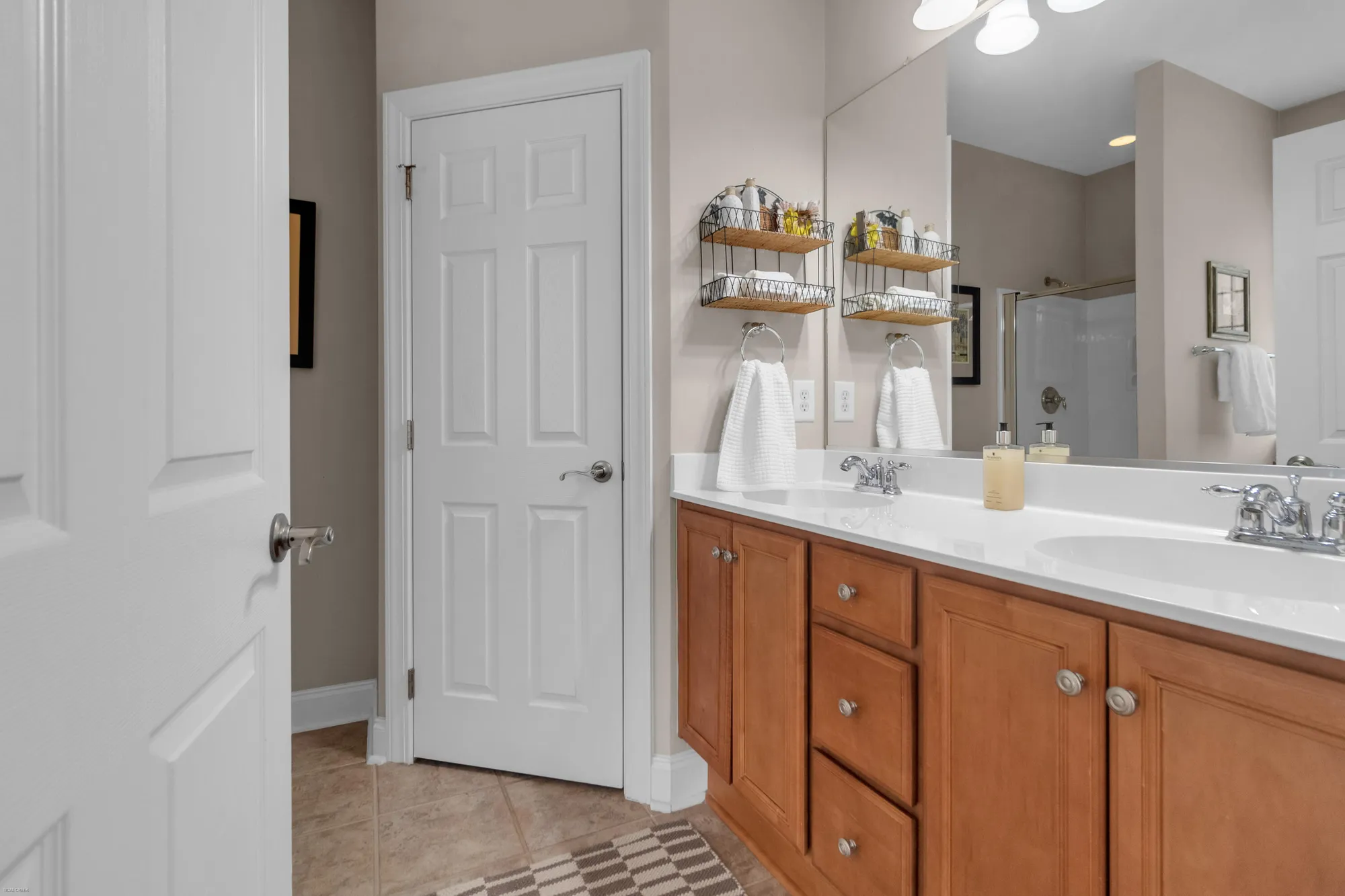 Property Slideshow image 28 of 65 | 2676 hanford mills ln, North Charleston, SC, 29406