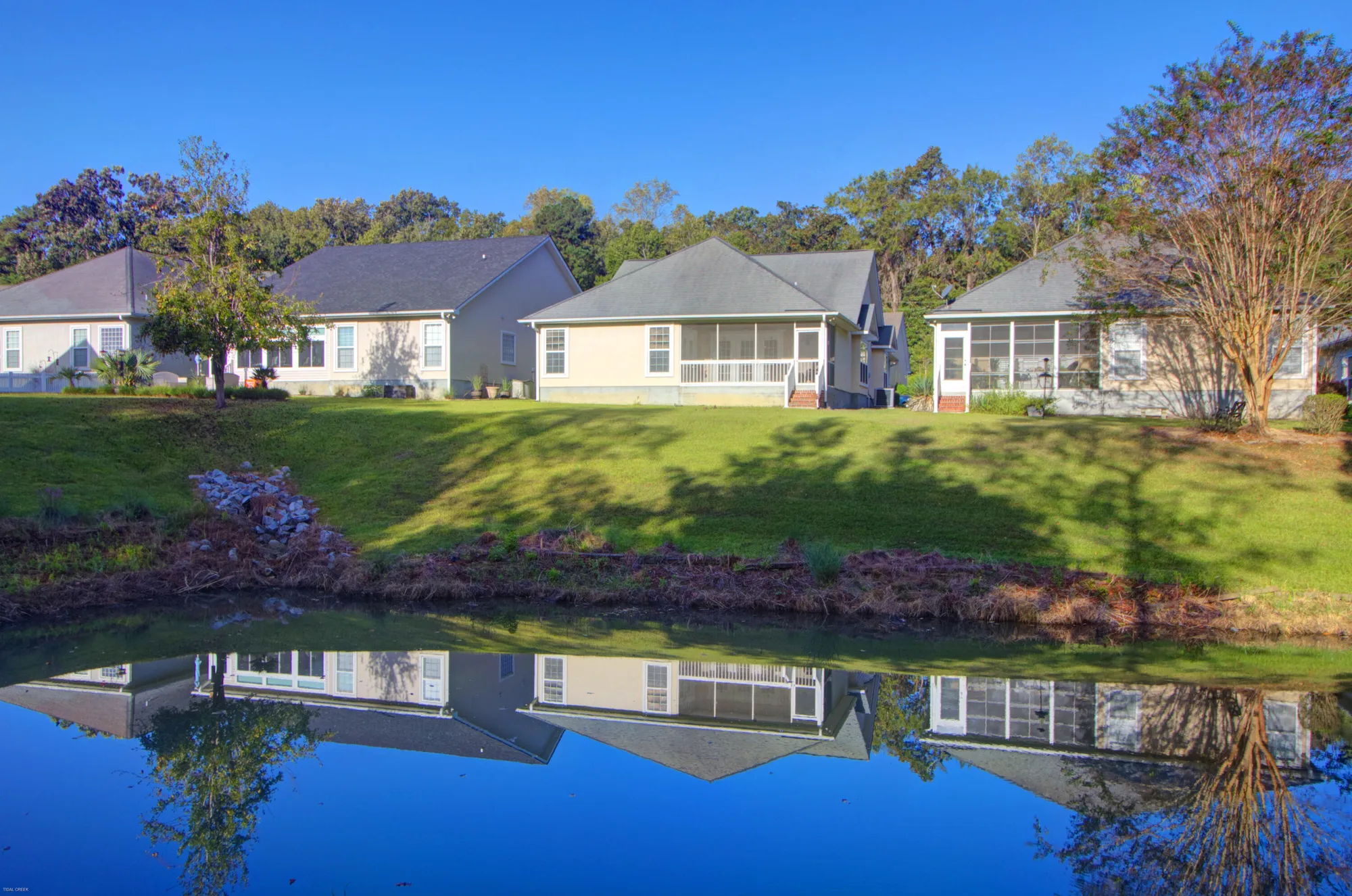 Property Slideshow image 5 of 65 | 2676 hanford mills ln, North Charleston, SC, 29406