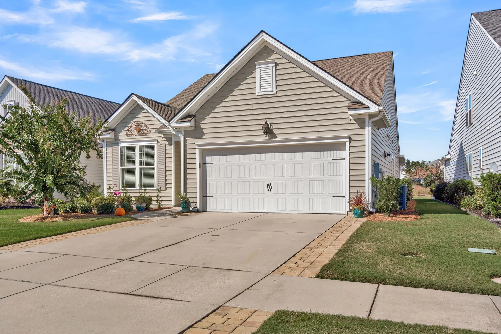 Property Slideshow image 1 of 58 | 307 fish creek ct, Summerville, SC, 29486
