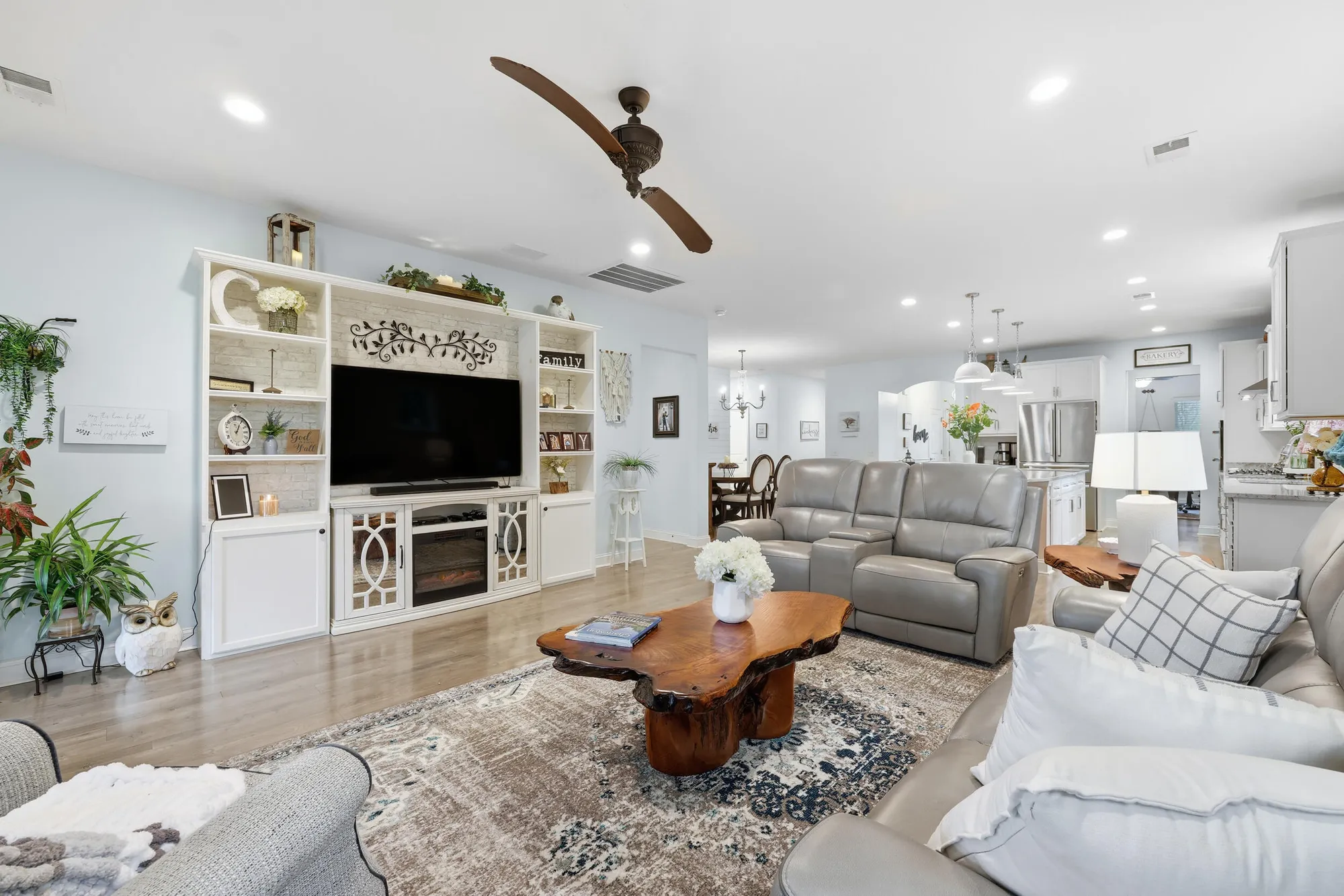 Property Slideshow image 25 of 77 | 133 potters pass dr, Summerville, SC, 29486