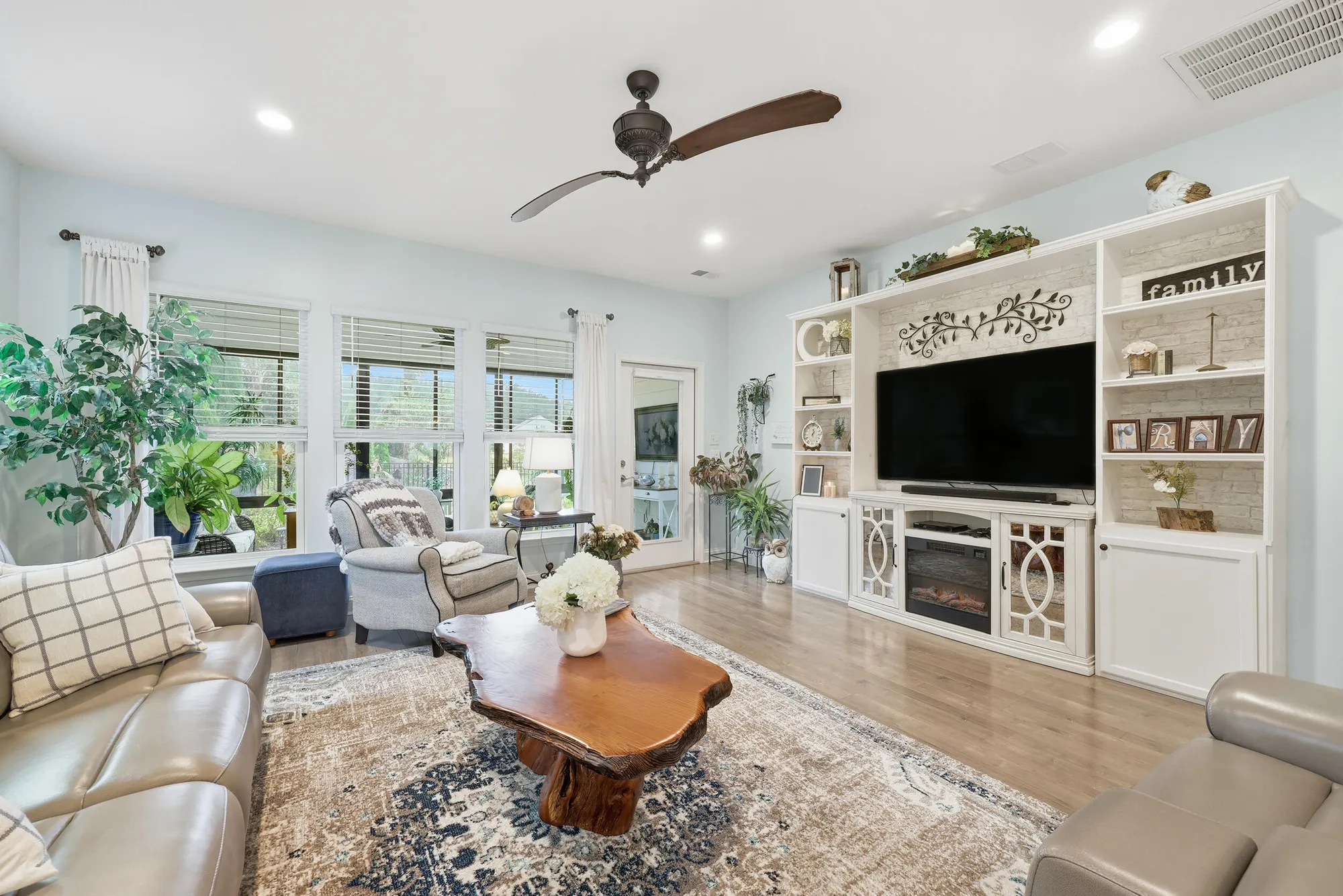 Property Slideshow image 23 of 77 | 133 potters pass dr, Summerville, SC, 29486