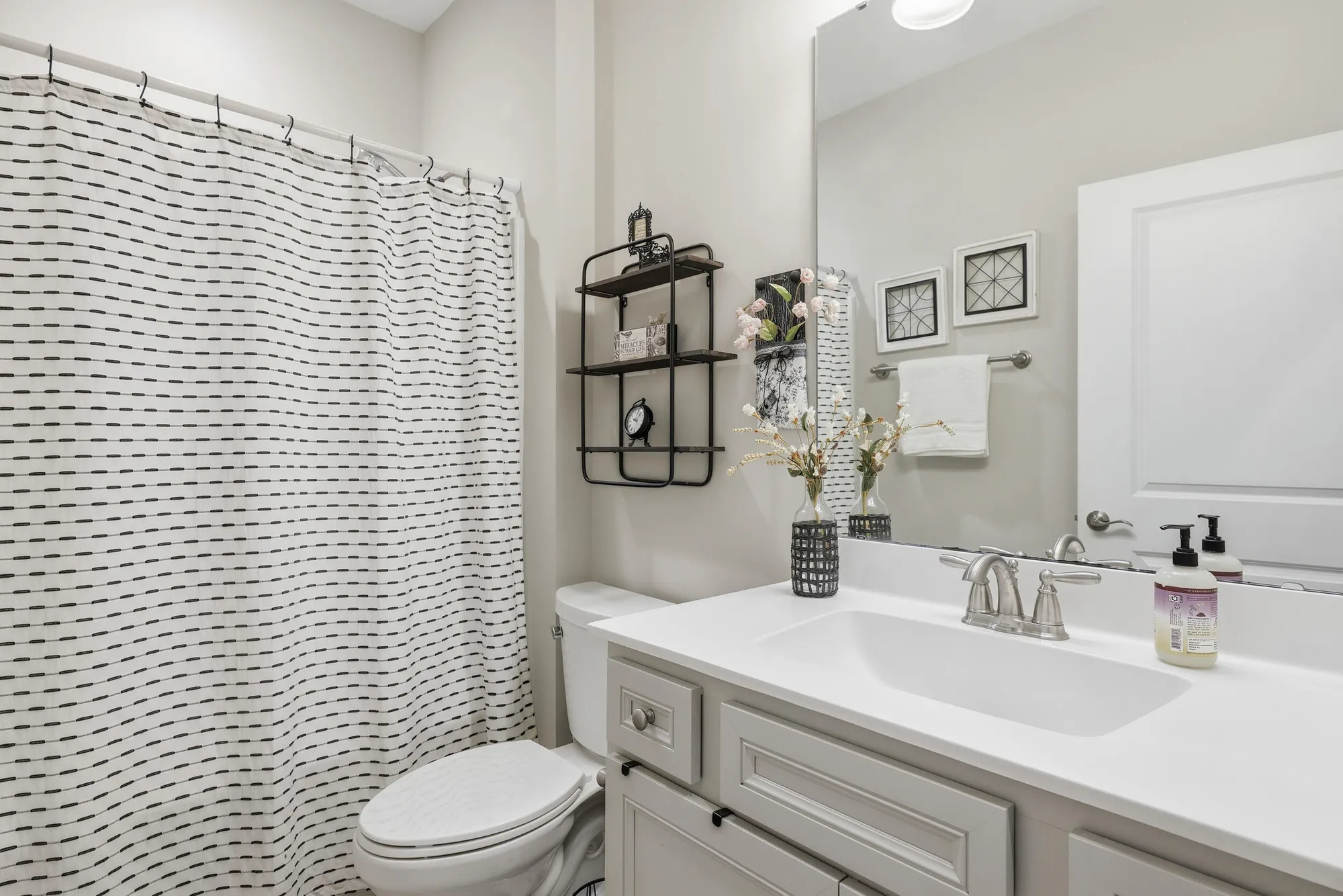 Property Slideshow image 34 of 77 | 133 potters pass dr, Summerville, SC, 29486