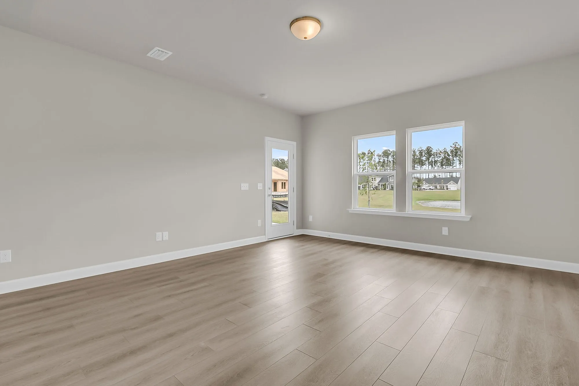 Property Slideshow image 18 of 38 | 939 dusk dr, Summerville, SC, 29486