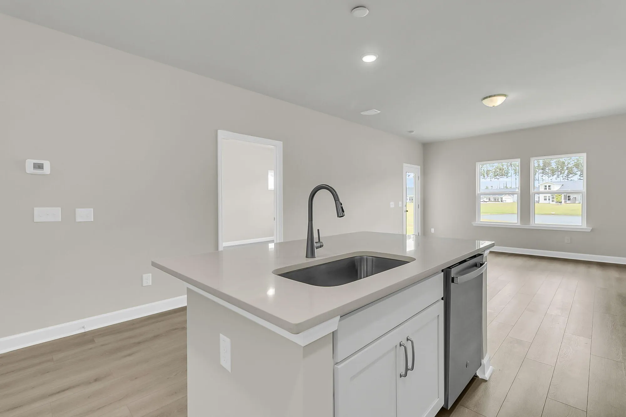 Property Slideshow image 15 of 38 | 939 dusk dr, Summerville, SC, 29486