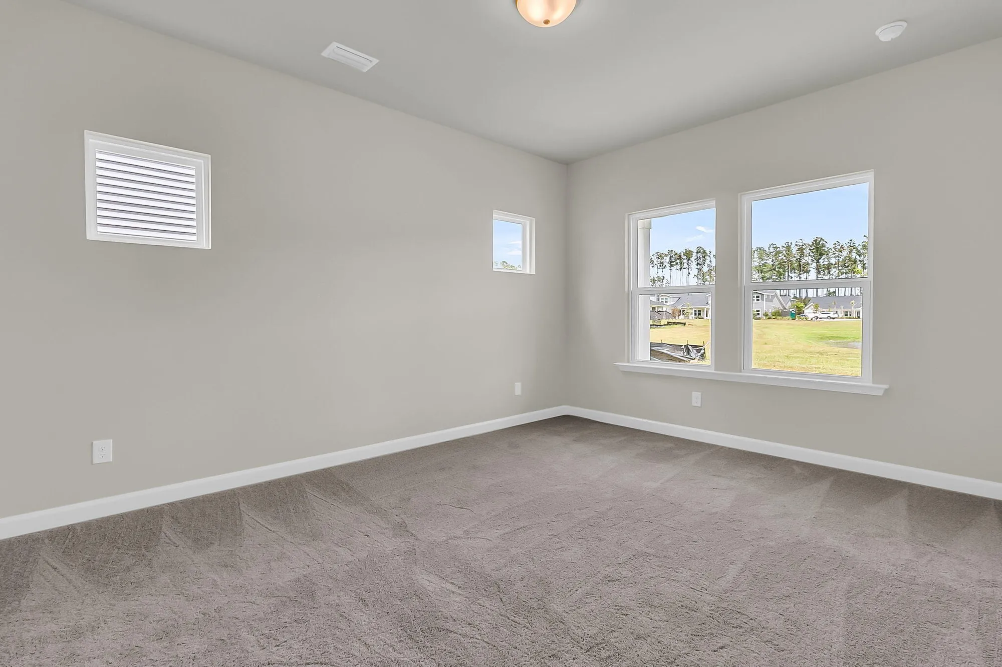 Property Slideshow image 31 of 38 | 939 dusk dr, Summerville, SC, 29486