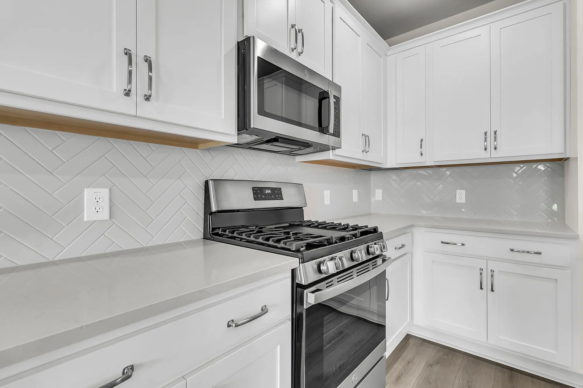 Property Slideshow image 13 of 38 | 939 dusk dr, Summerville, SC, 29486