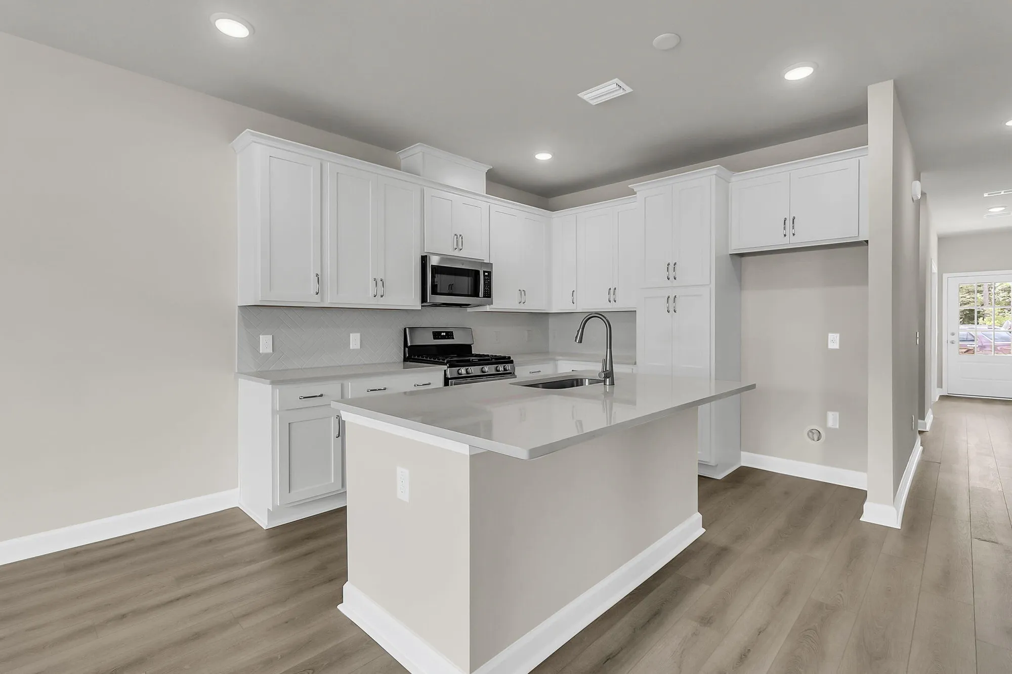 Property Slideshow image 9 of 38 | 939 dusk dr, Summerville, SC, 29486