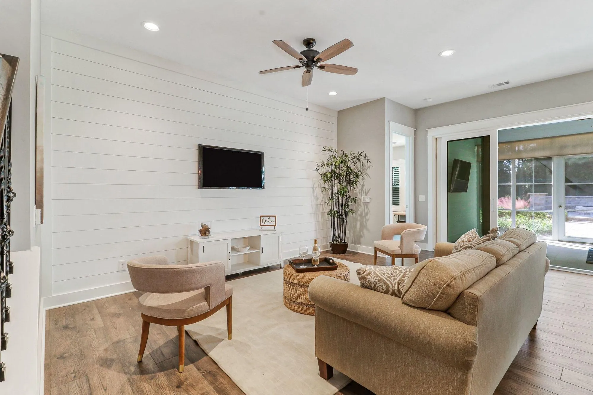 Property Slideshow image 8 of 49 | 141 quarter casting cir, Bluffton, SC, 29910