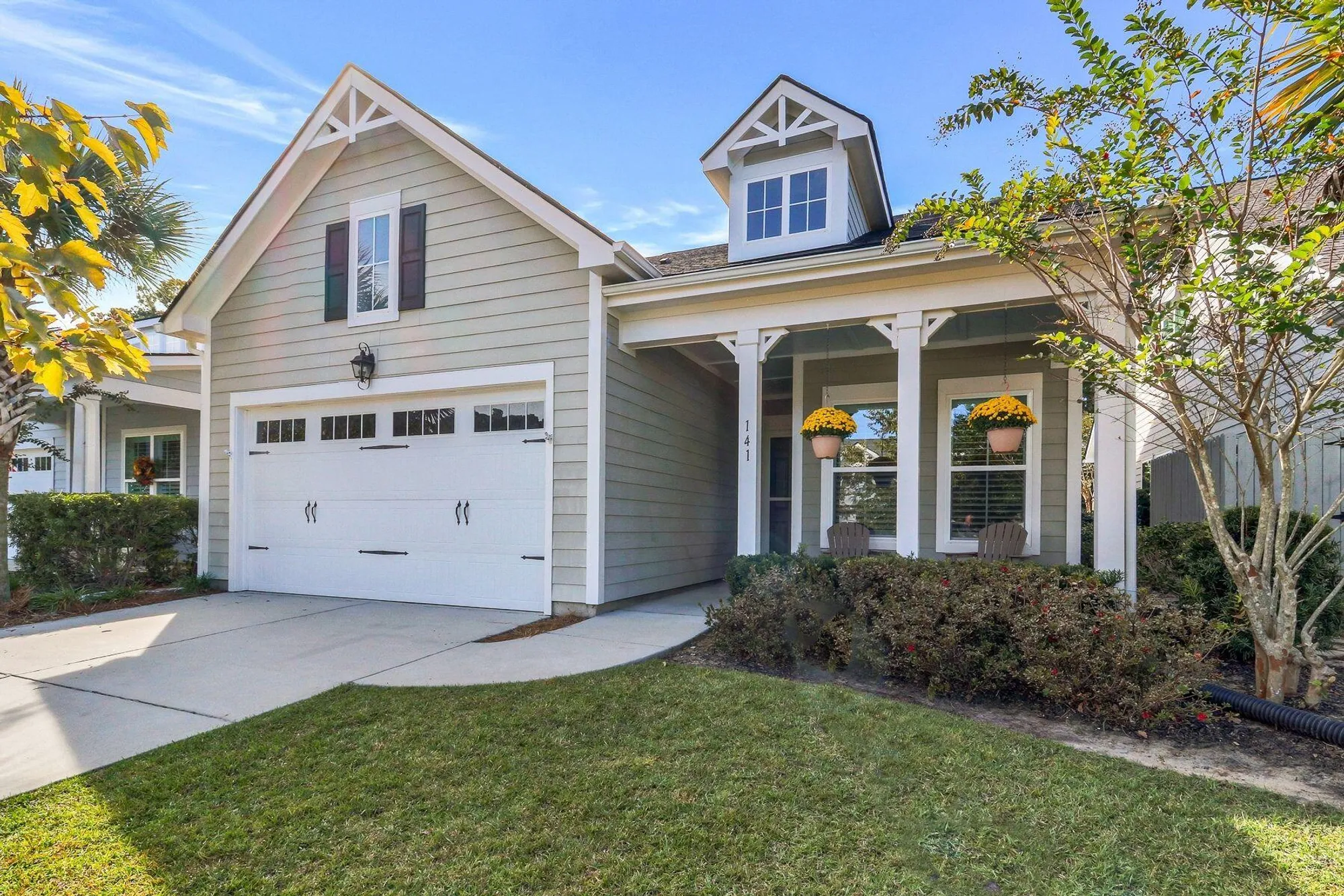 Property Slideshow image 1 of 49 | 141 quarter casting cir, Bluffton, SC, 29910