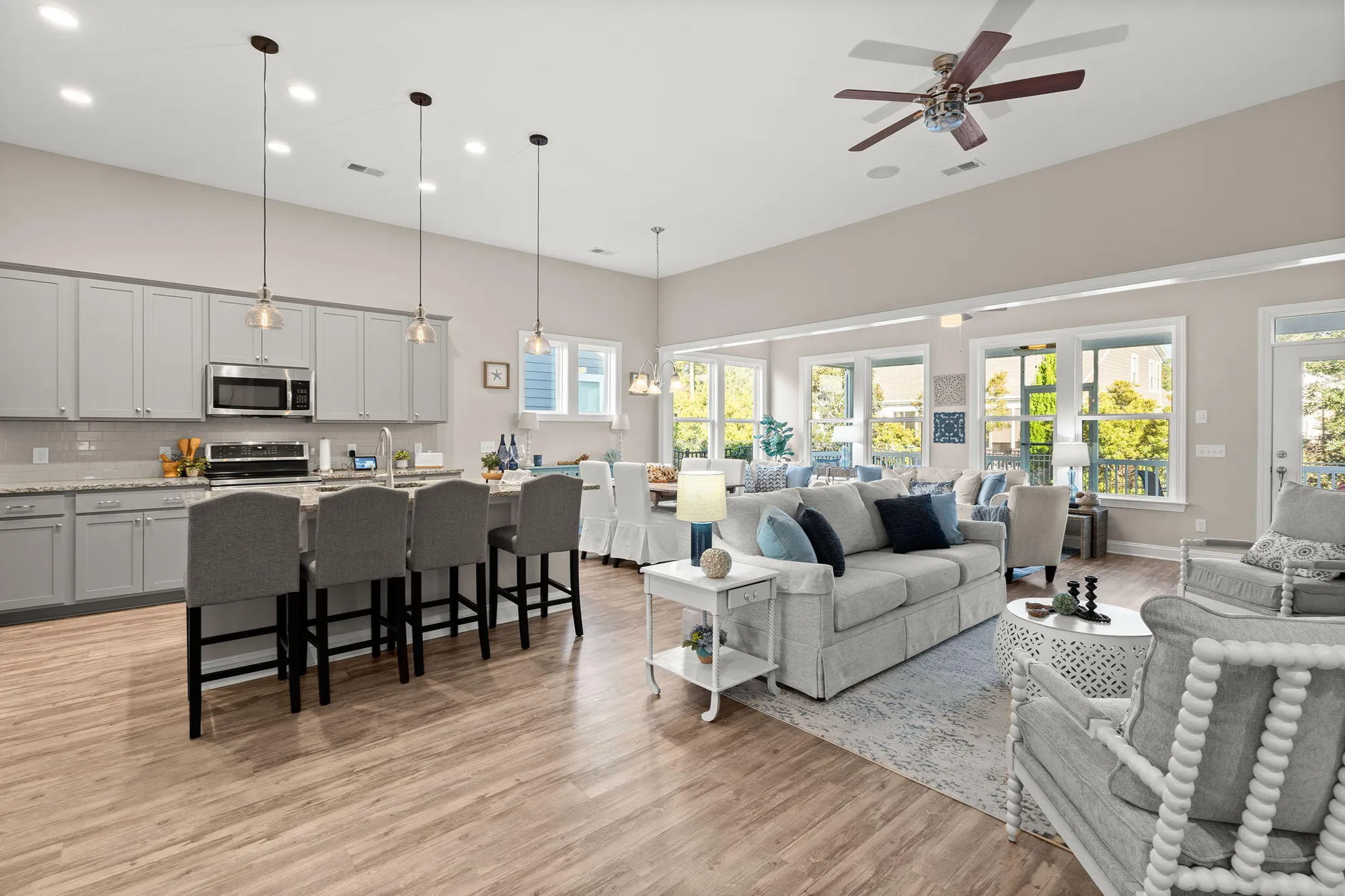 Property Slideshow image 10 of 86 | 3005 aura ln, Summerville, SC, 29483