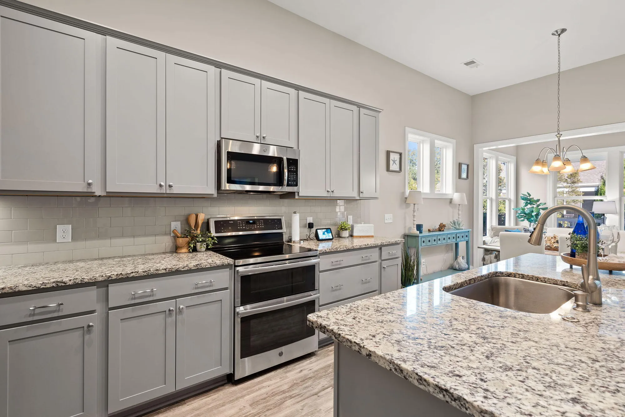 Property Slideshow image 13 of 86 | 3005 aura ln, Summerville, SC, 29483