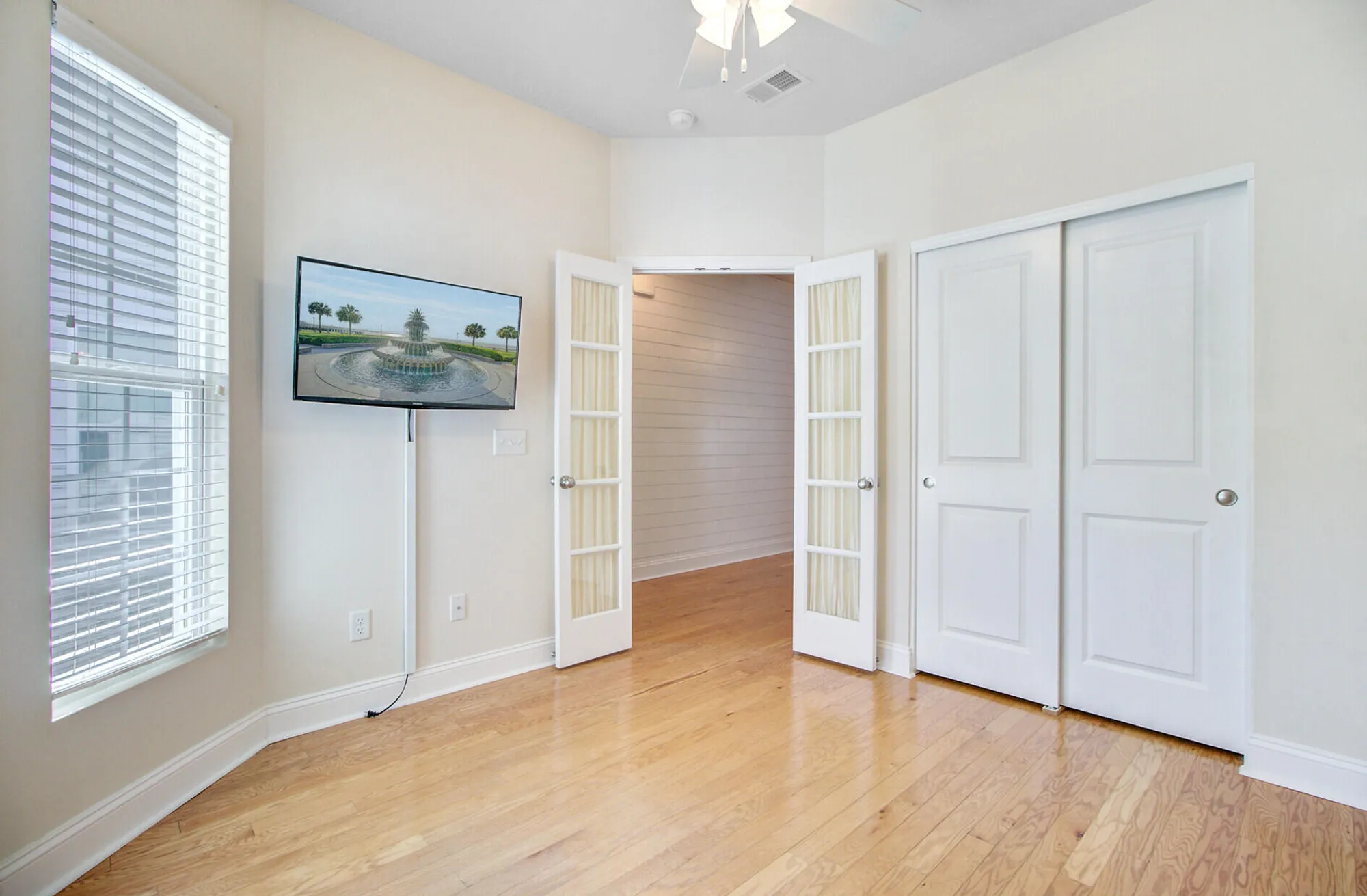 Property Slideshow image 18 of 46 | 542 sea foam st, Summerville, SC, 29486