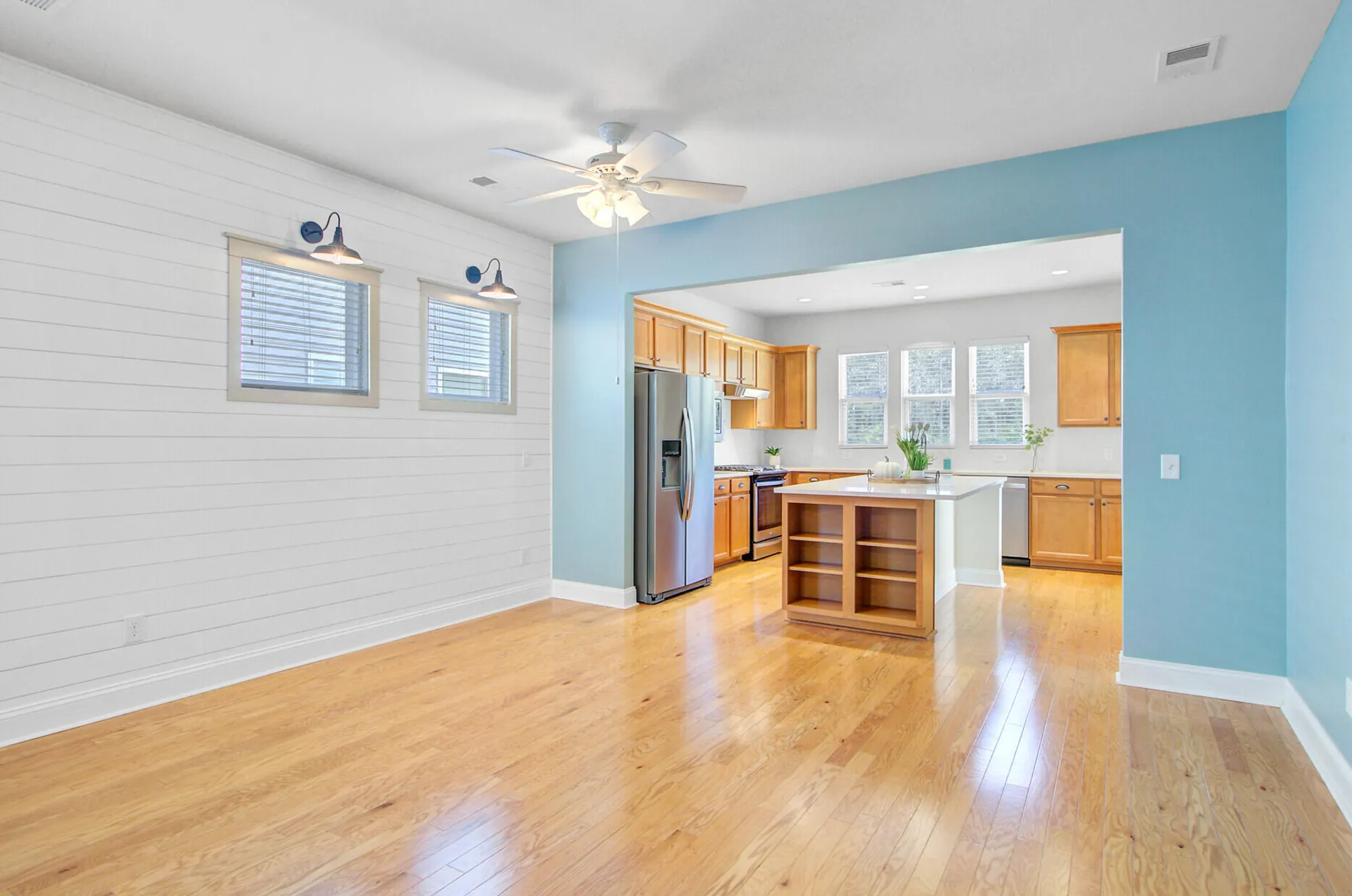 Property Slideshow image 11 of 46 | 542 sea foam st, Summerville, SC, 29486