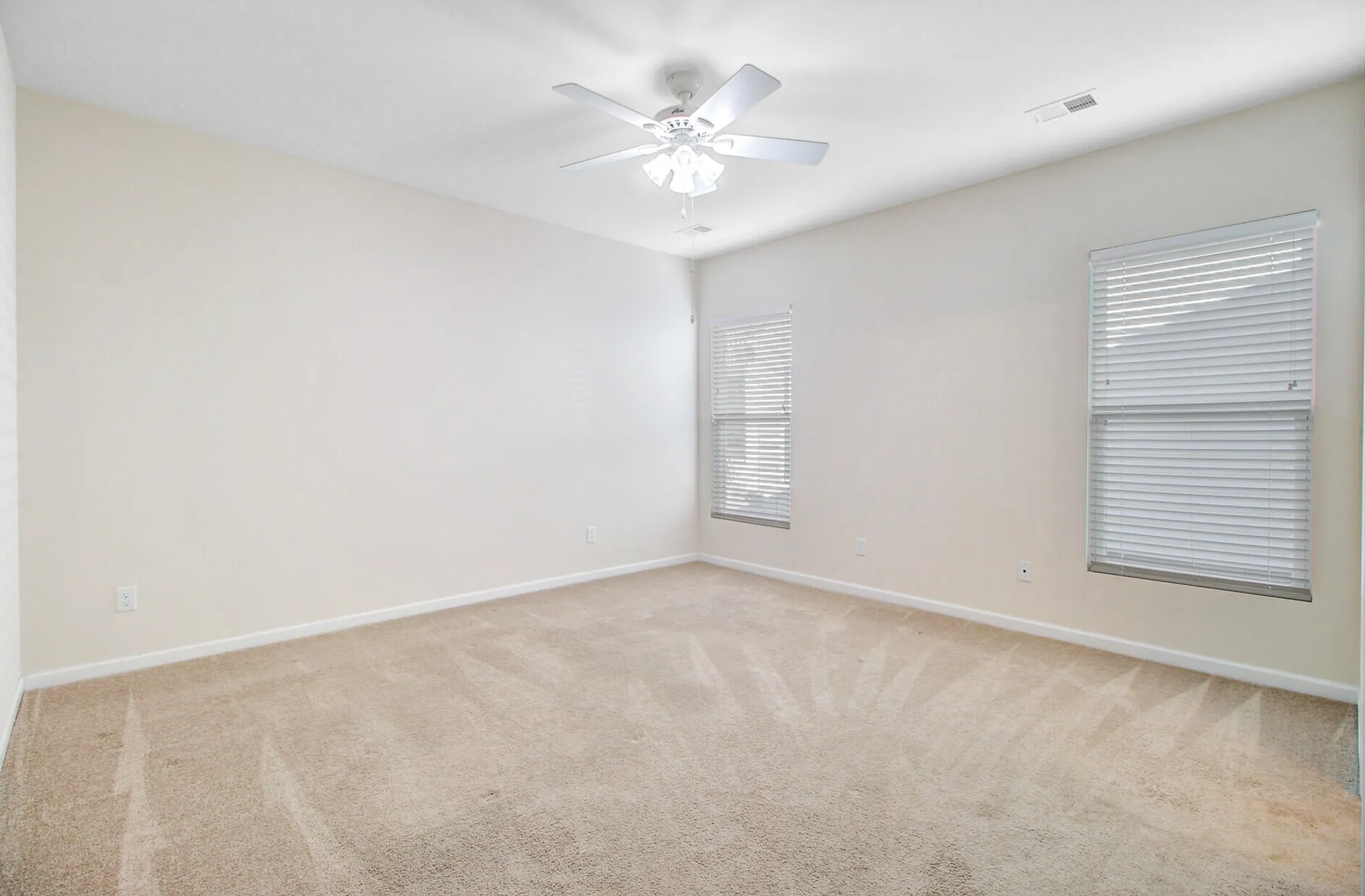 Property Slideshow image 19 of 46 | 542 sea foam st, Summerville, SC, 29486