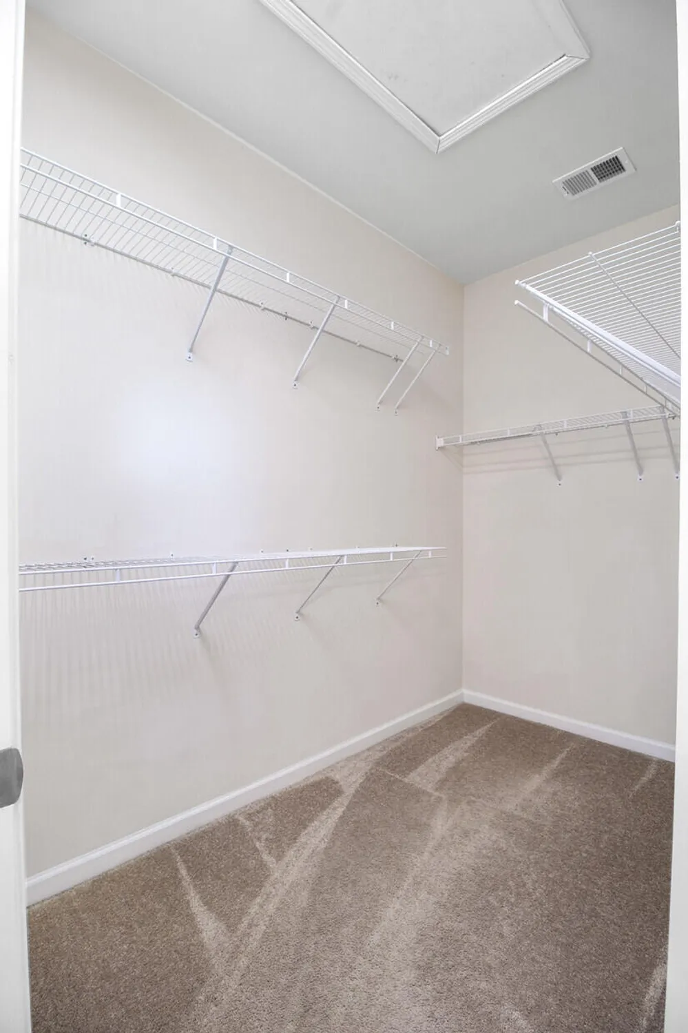 Property Slideshow image 23 of 46 | 542 sea foam st, Summerville, SC, 29486