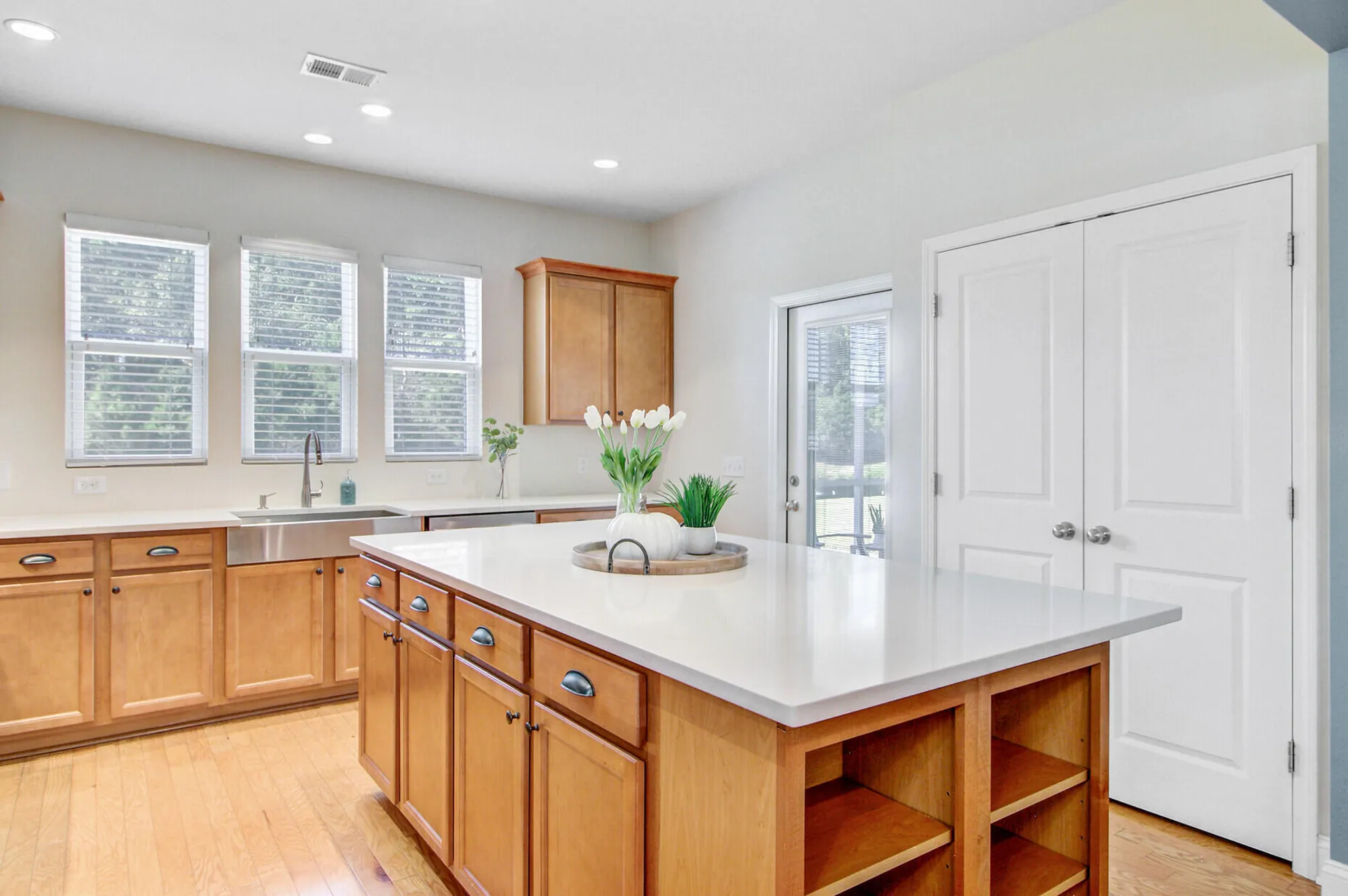 Property Slideshow image 16 of 46 | 542 sea foam st, Summerville, SC, 29486