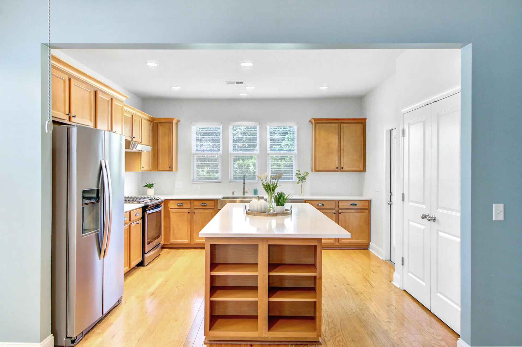 Property Slideshow image 12 of 46 | 542 sea foam st, Summerville, SC, 29486