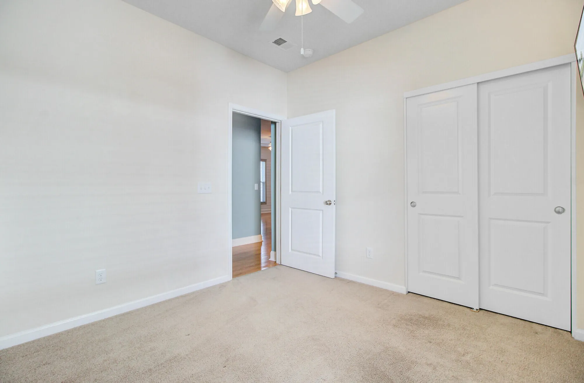 Property Slideshow image 26 of 46 | 542 sea foam st, Summerville, SC, 29486