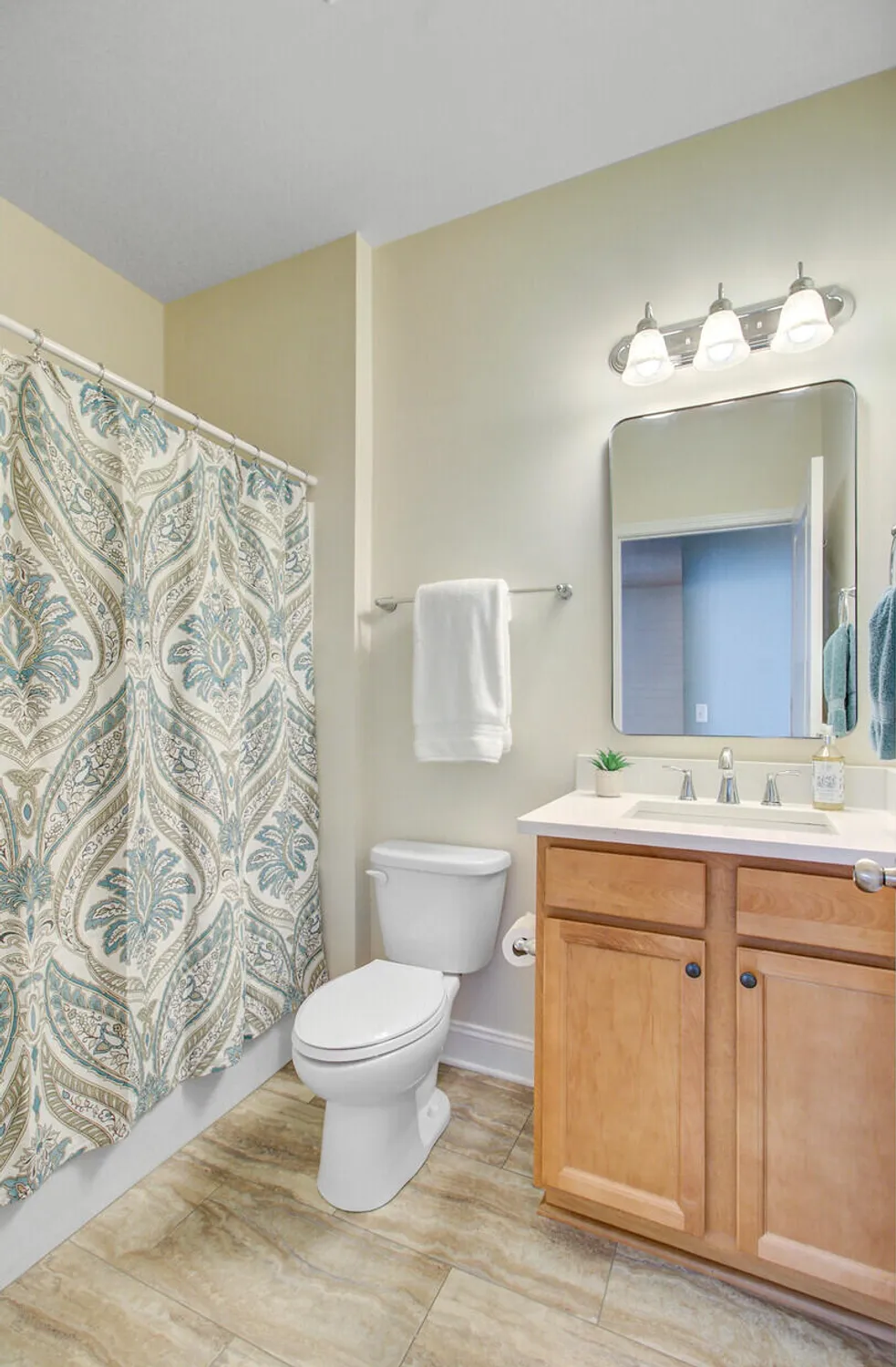 Property Slideshow image 28 of 46 | 542 sea foam st, Summerville, SC, 29486
