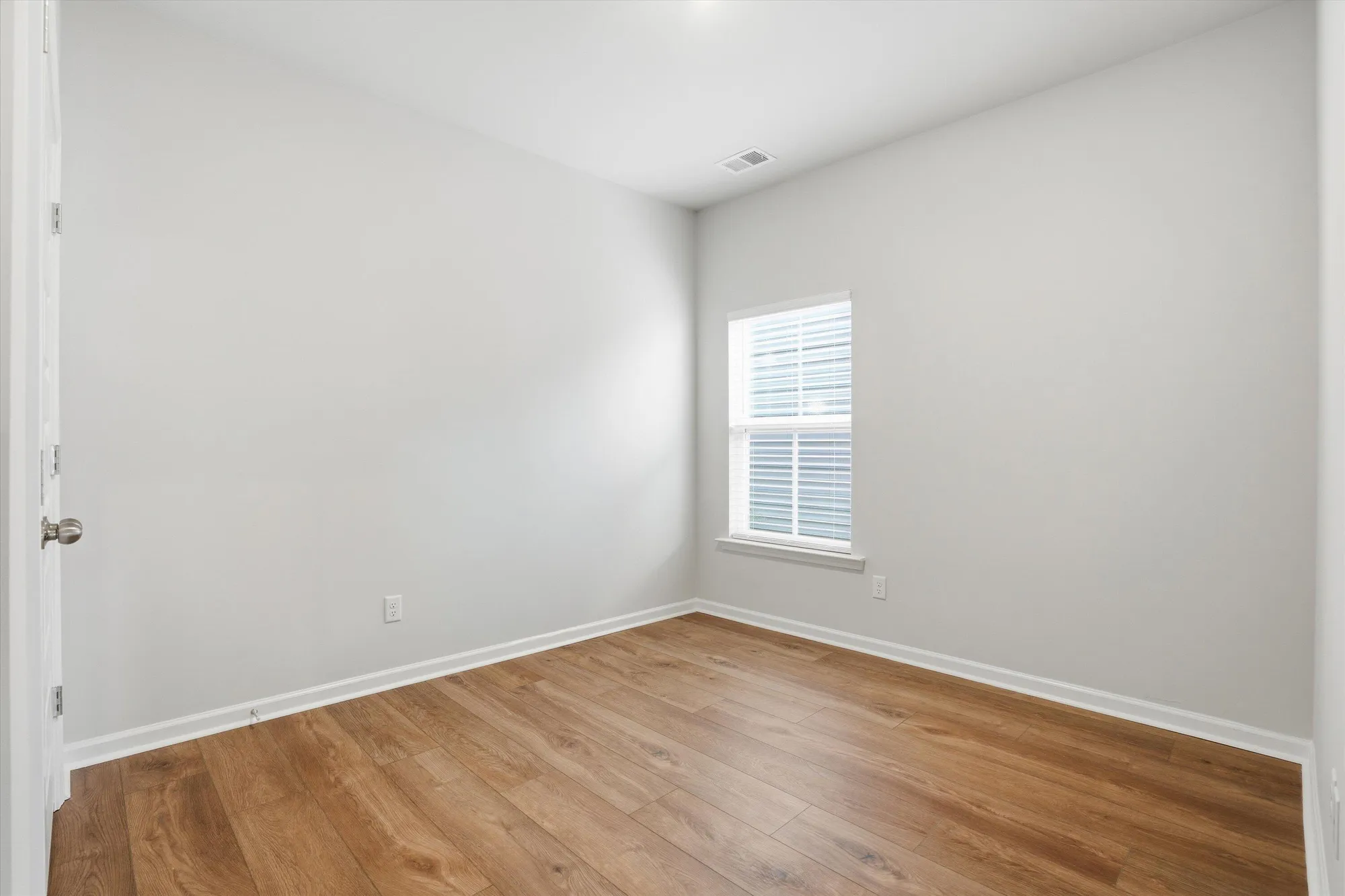 Property Slideshow image 25 of 30 | 1135 cooper point st, Summerville, SC, 29485