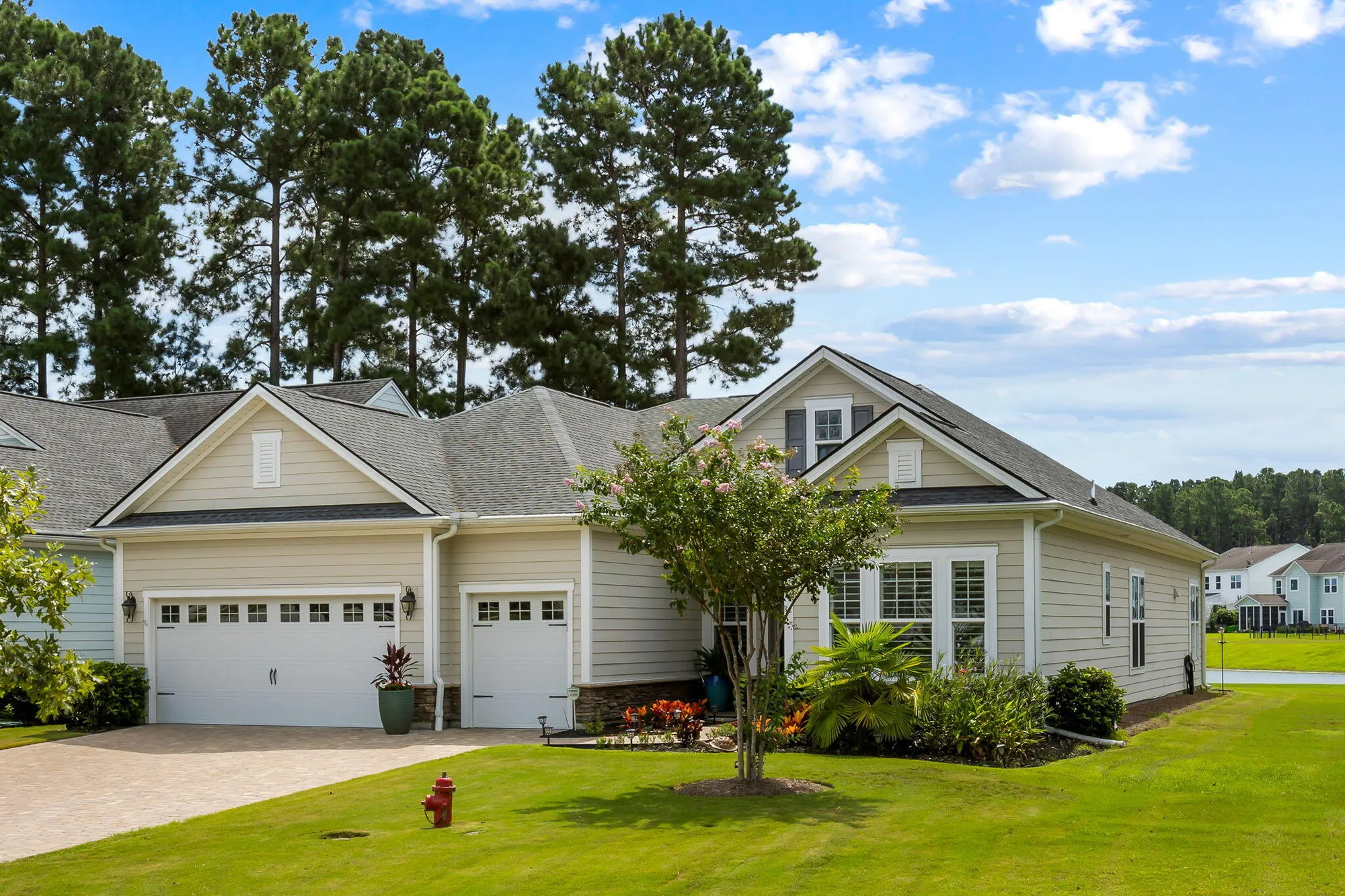 Property Slideshow image 3 of 38 | 346 fish creek ct, Summerville, SC, 29486