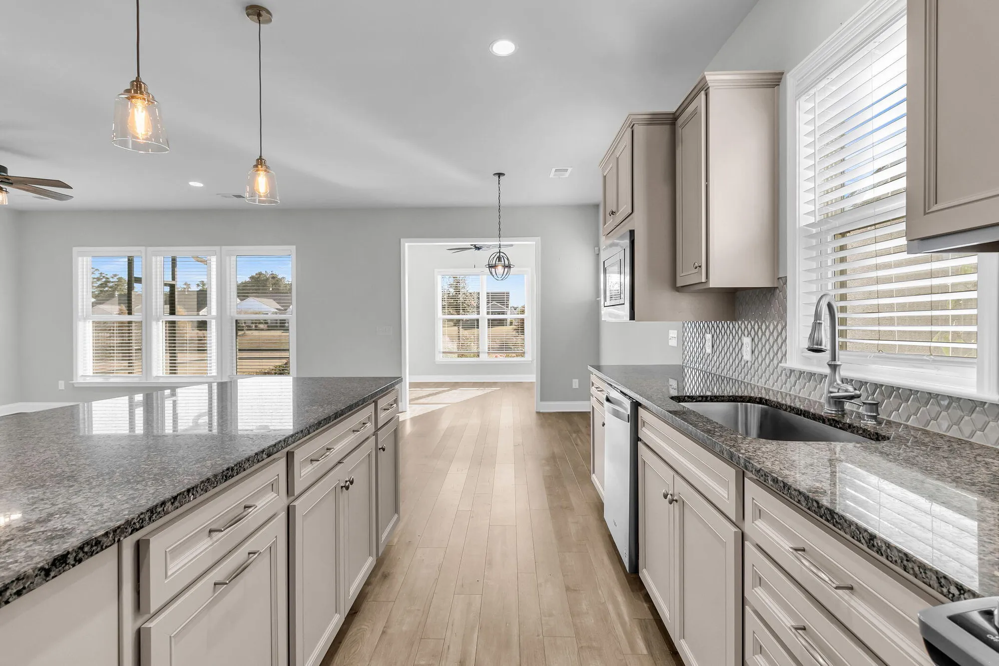 Property Slideshow image 6 of 60 | 107 potters pass dr, Summerville, SC, 29486