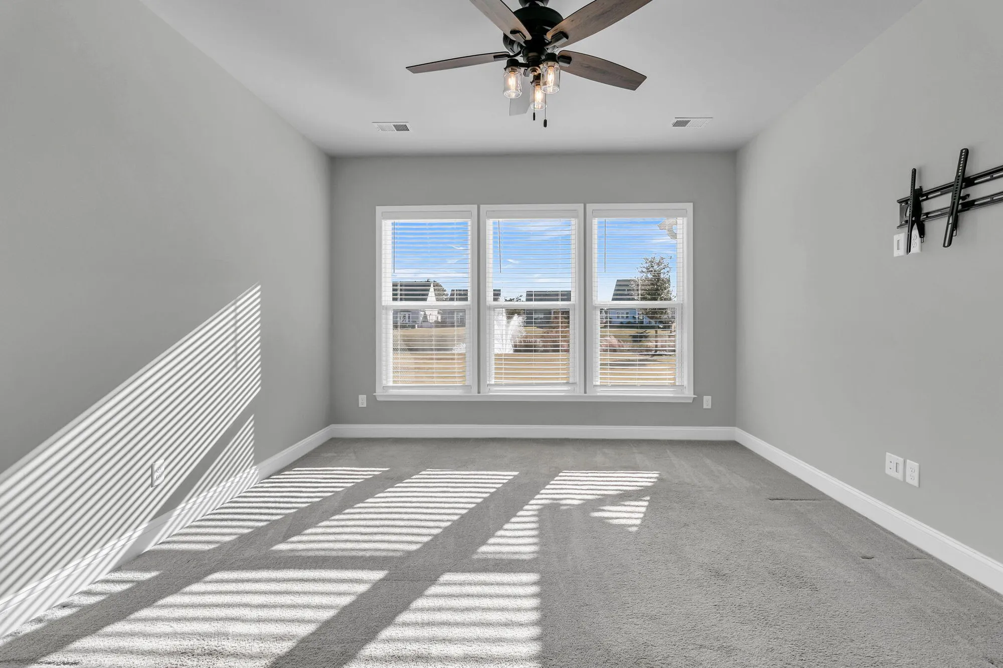 Property Slideshow image 22 of 60 | 107 potters pass dr, Summerville, SC, 29486