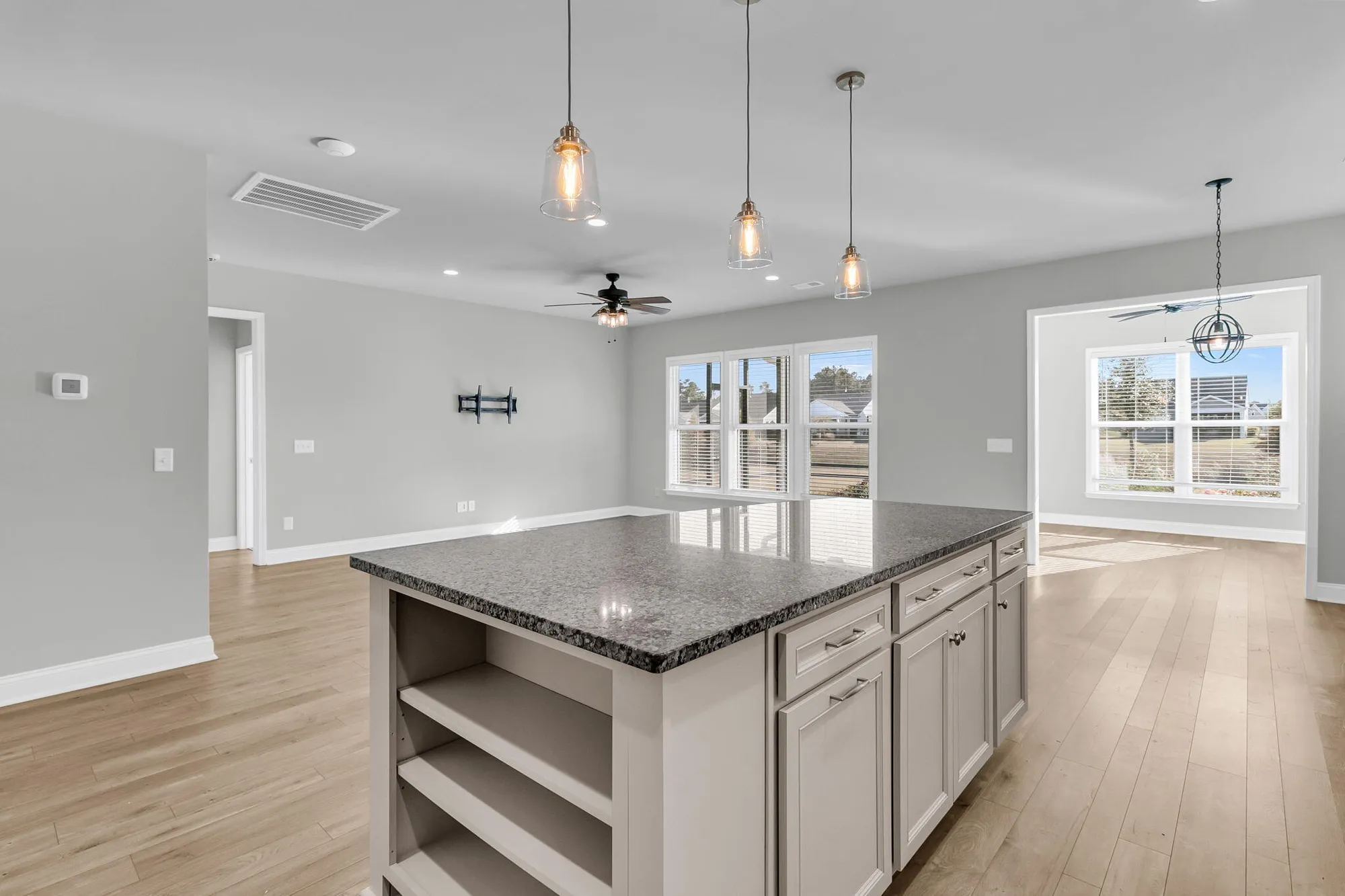 Property Slideshow image 5 of 60 | 107 potters pass dr, Summerville, SC, 29486