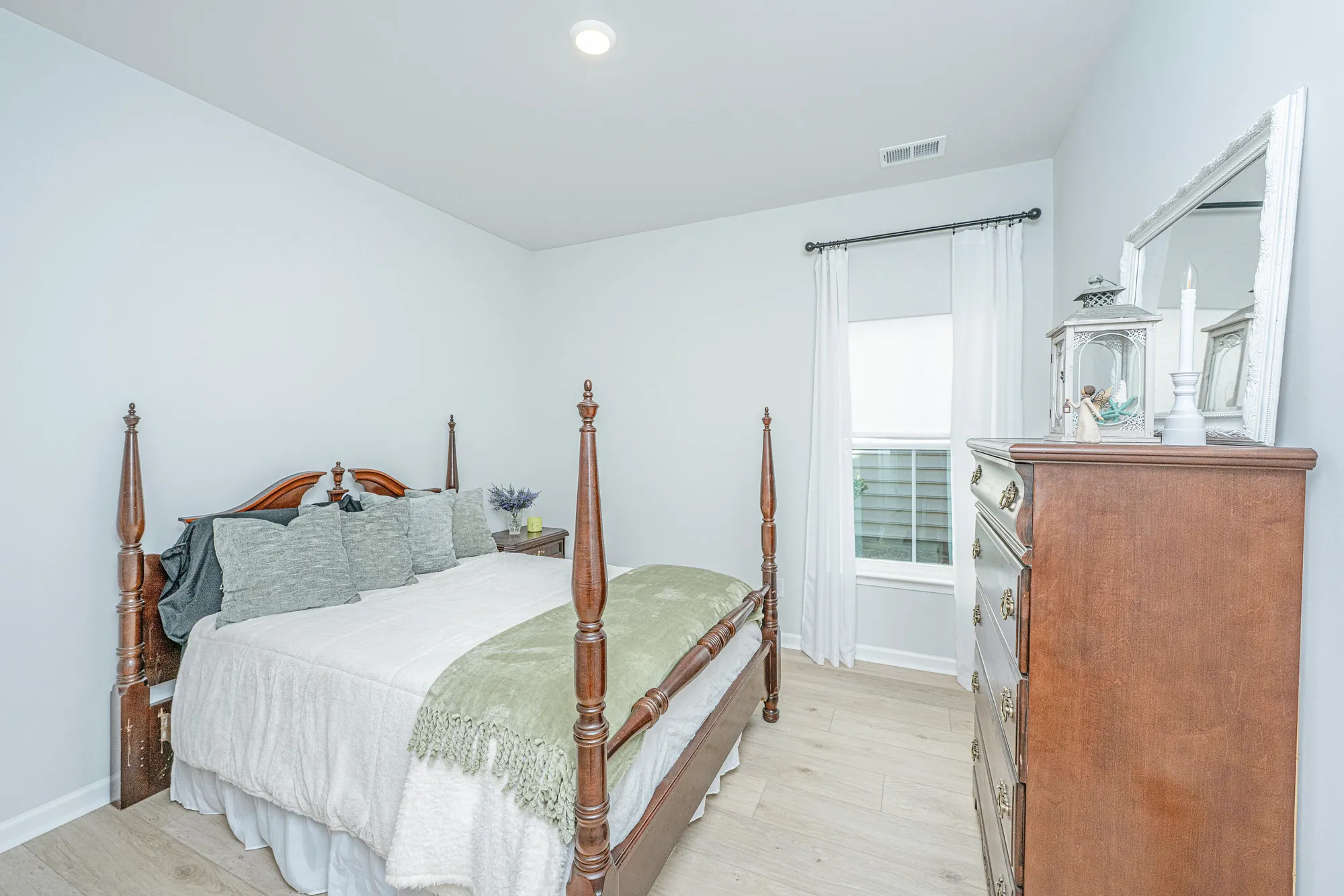 Property Slideshow image 13 of 17 | 1035 grace field ave, Summerville, SC, 29485