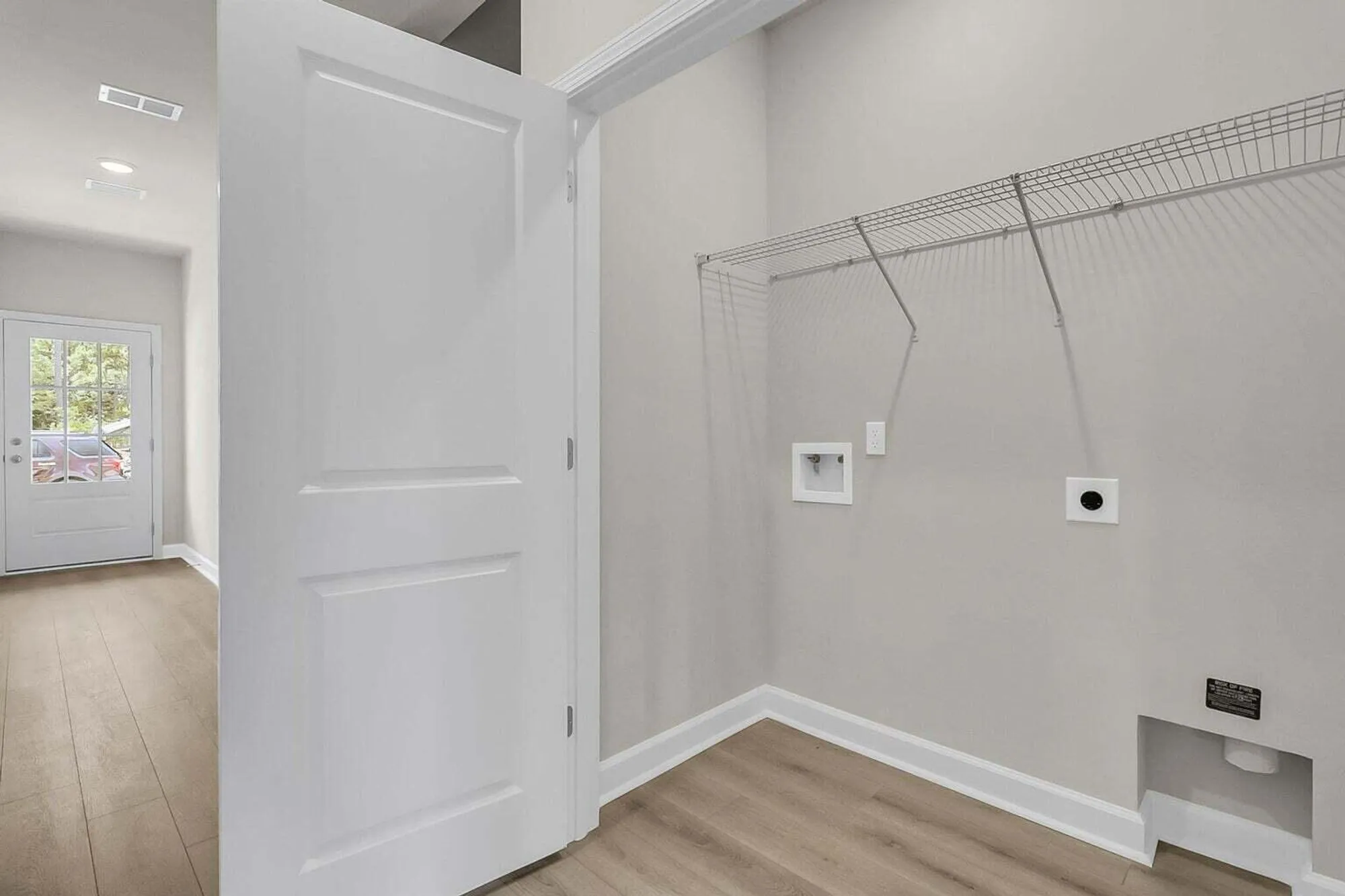 Property Slideshow image 5 of 21 | 912 dusk dr, Summerville, SC, 29486