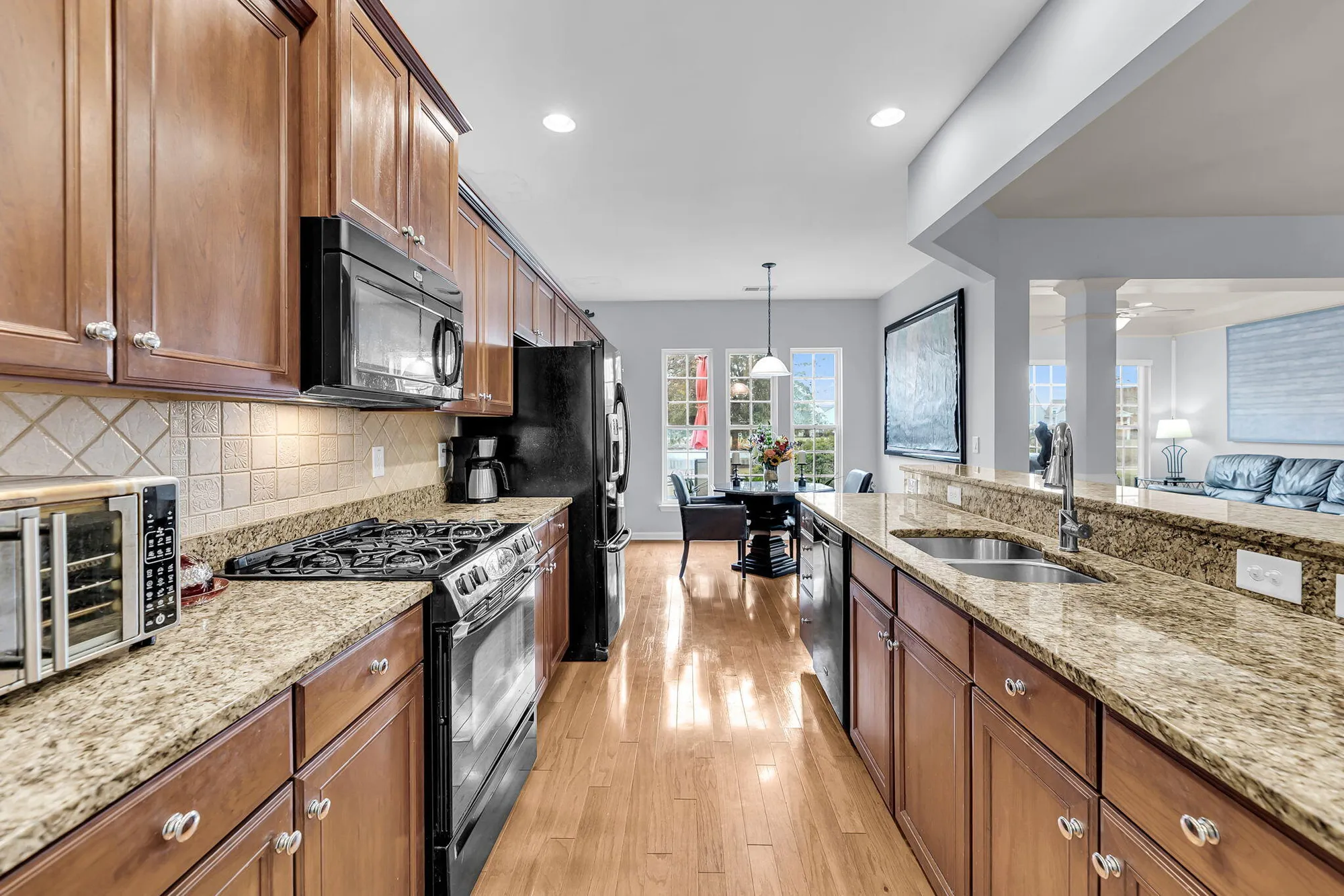 Property Slideshow image 13 of 52 | 305 sand dune trl, Summerville, SC, 29486