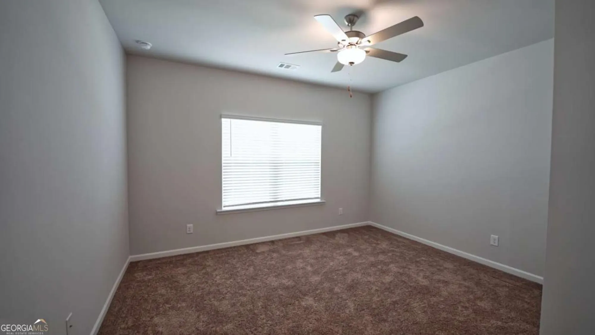 Property Slideshow image 14 of 31 | 151 hydrangea ct, Dallas, GA, 30132