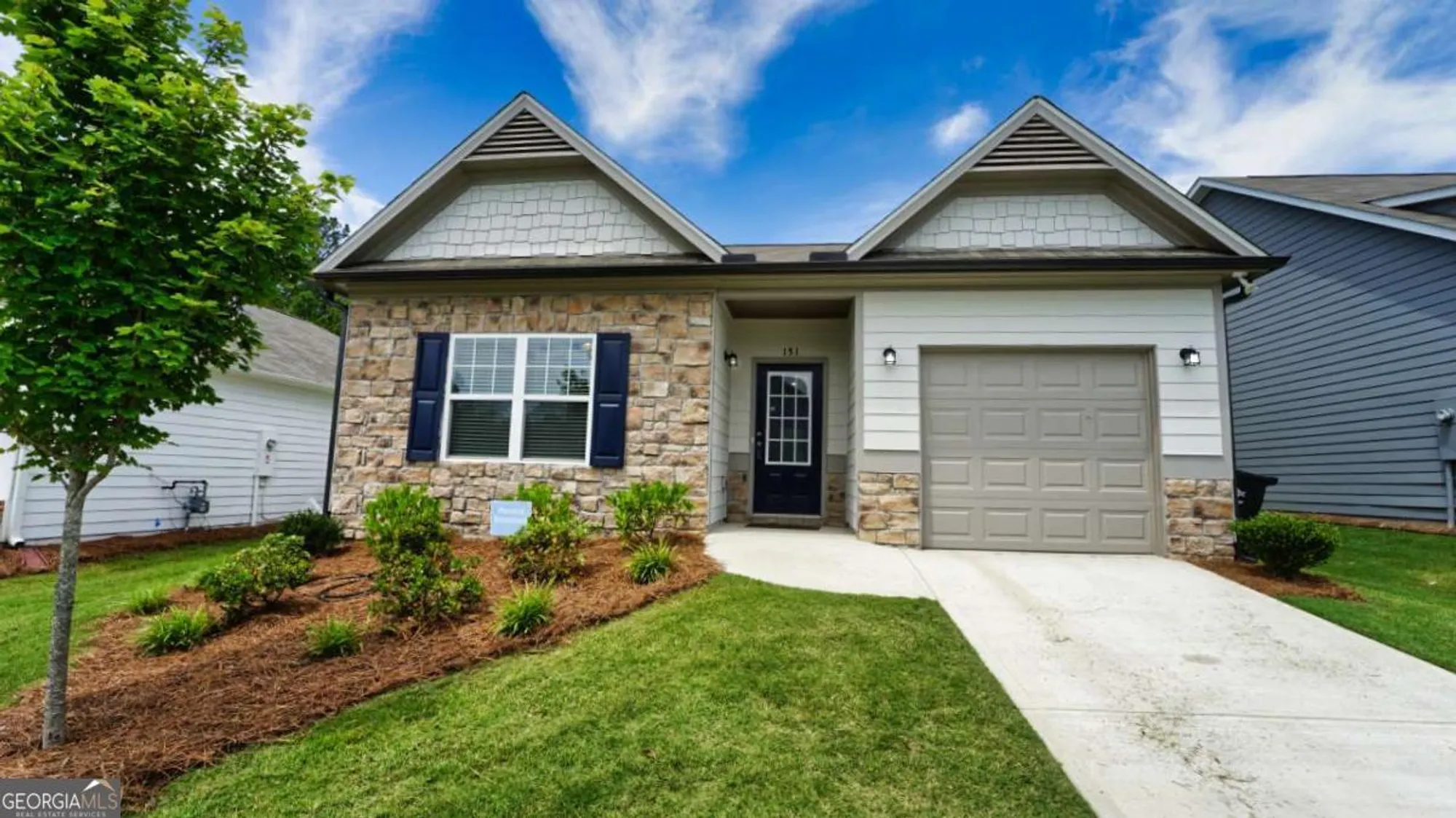 Property Slideshow image 2 of 31 | 151 hydrangea ct, Dallas, GA, 30132