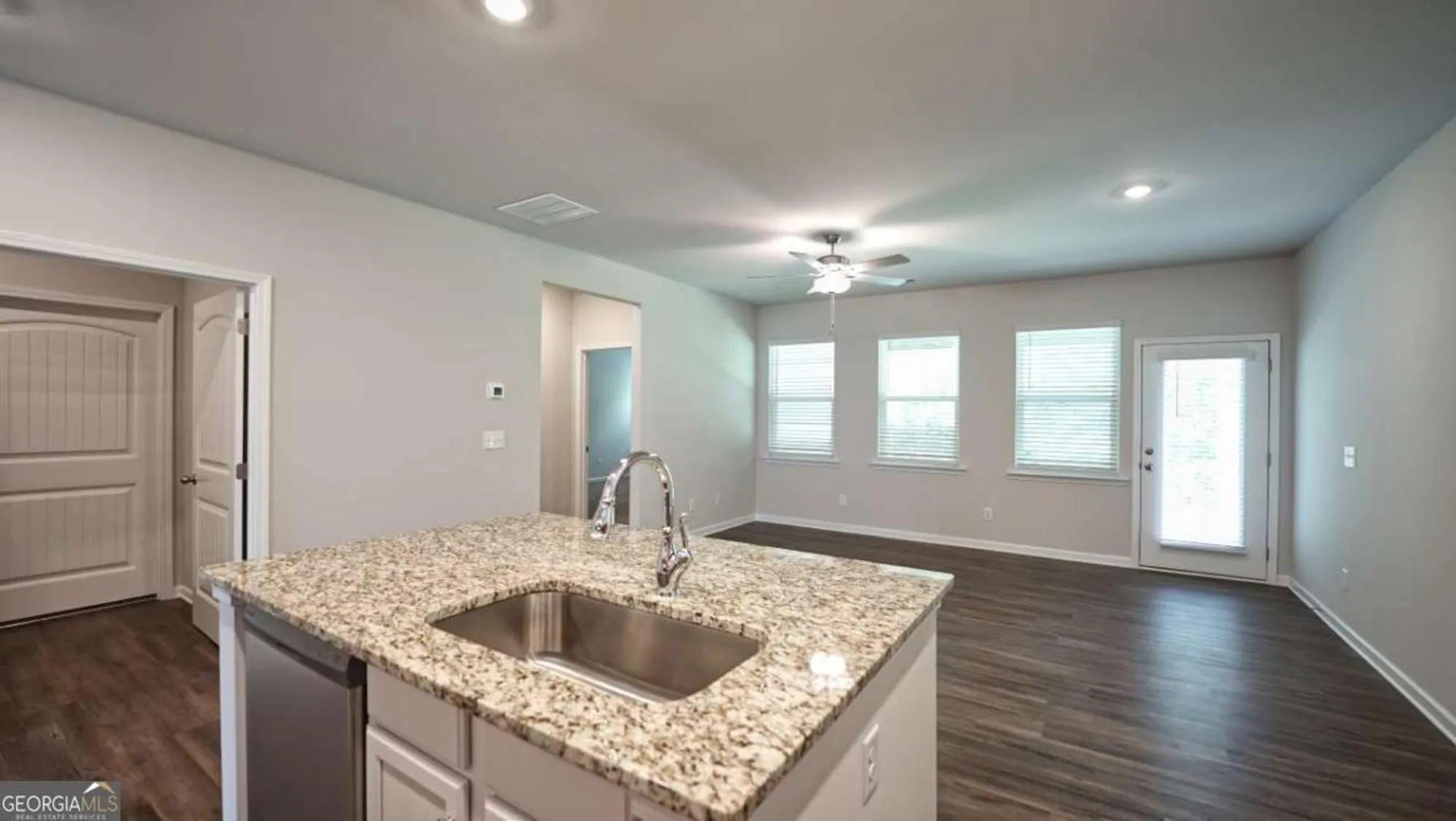 Property Slideshow image 12 of 31 | 151 hydrangea ct, Dallas, GA, 30132