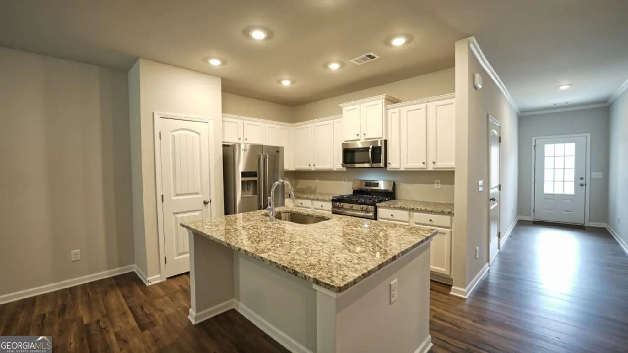 Property Slideshow image 7 of 31 | 151 hydrangea ct, Dallas, GA, 30132