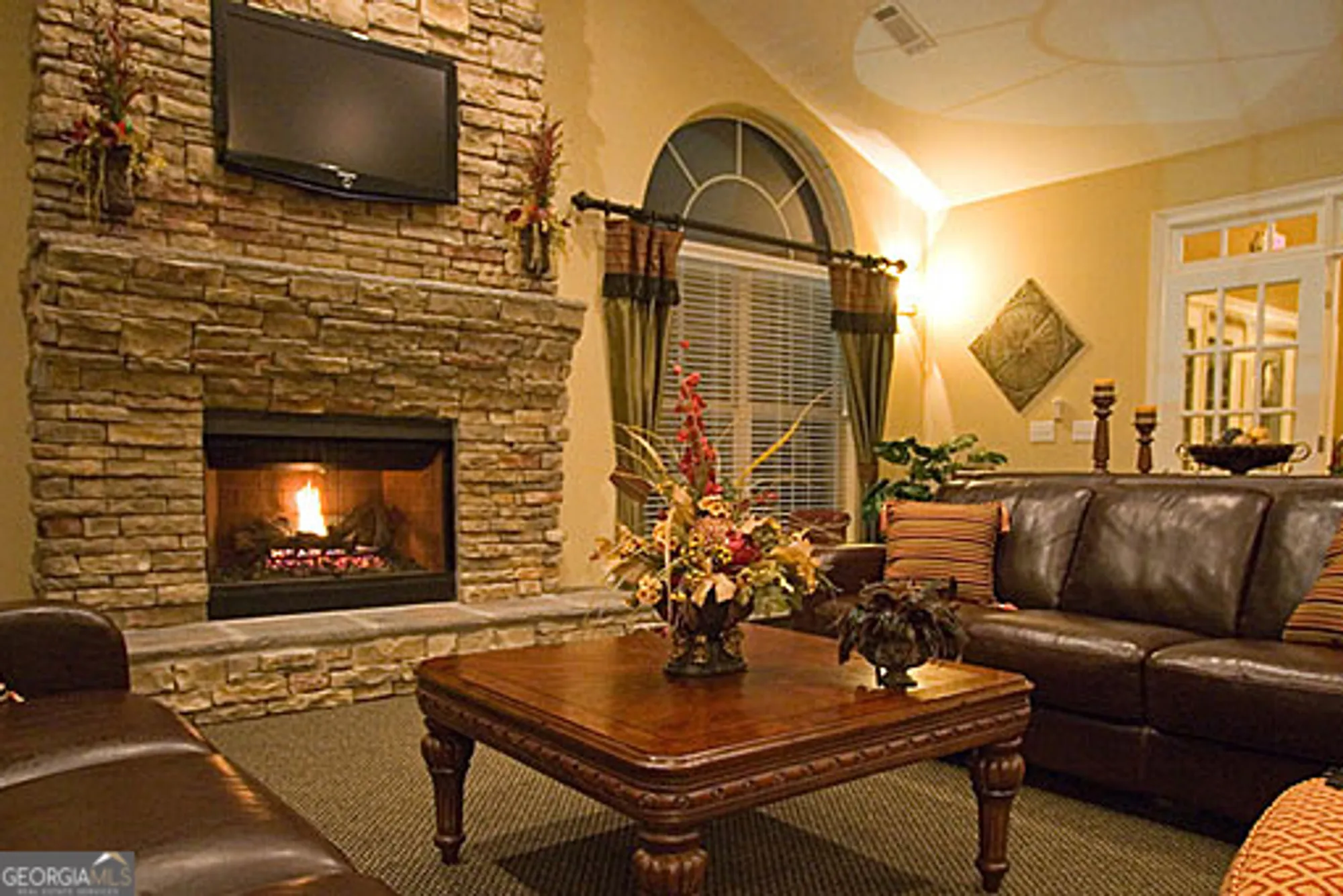 Property Slideshow image 48 of 51 | 245 fenwick cir, Mcdonough, GA, 30253