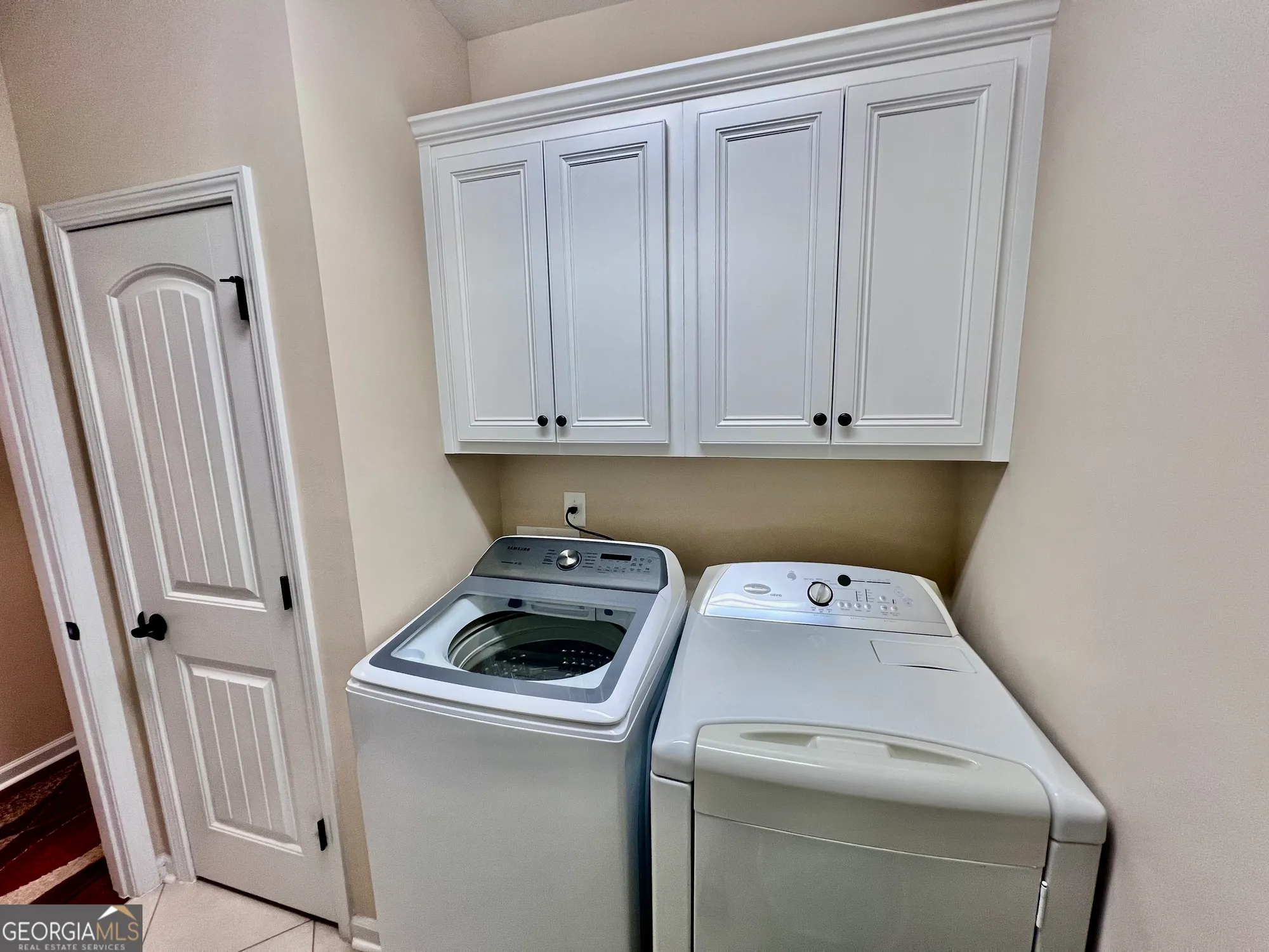 Property Slideshow image 32 of 51 | 245 fenwick cir, Mcdonough, GA, 30253