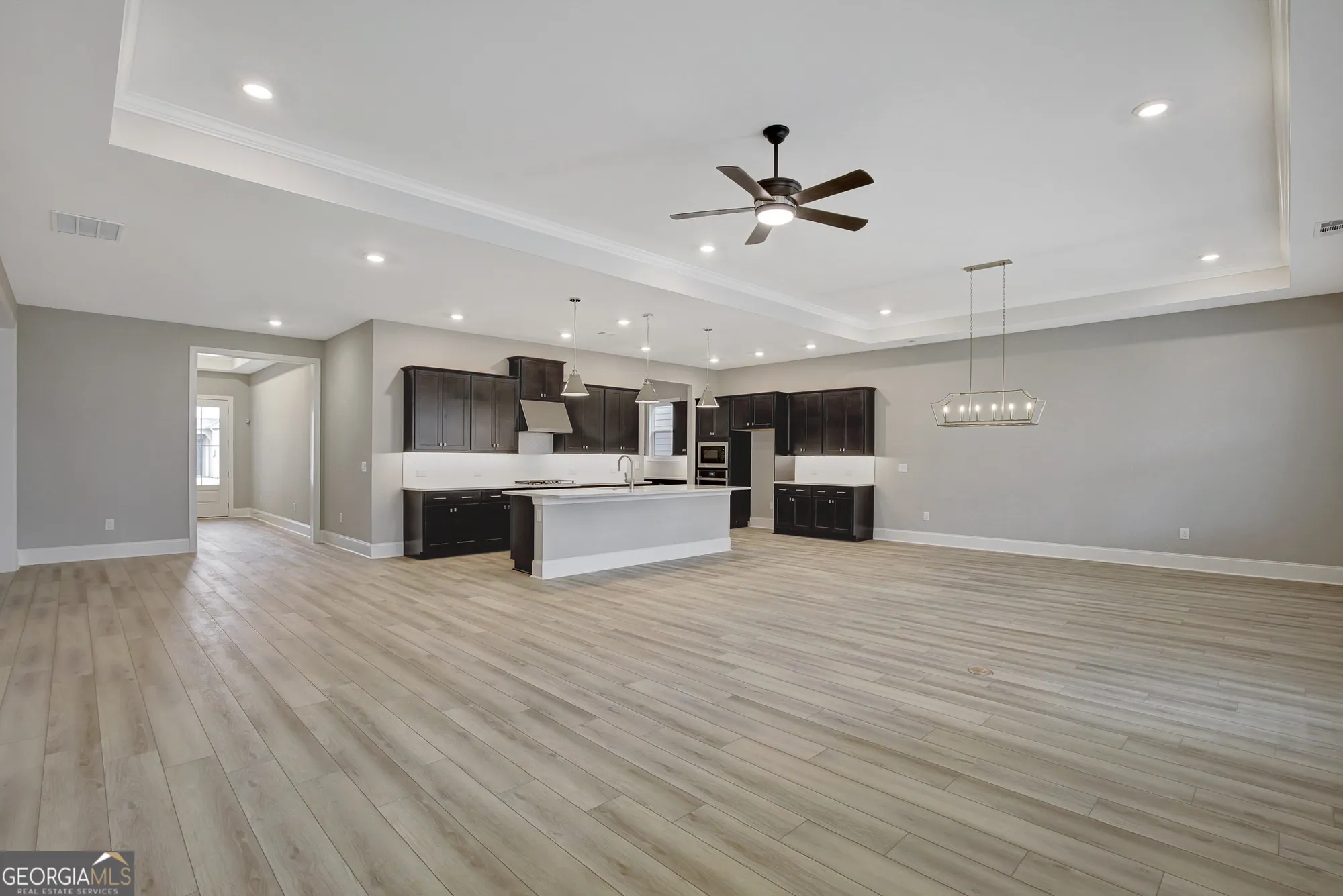 Property Slideshow image 29 of 49 | 42 club cresswind dr, Newnan, GA, 30263