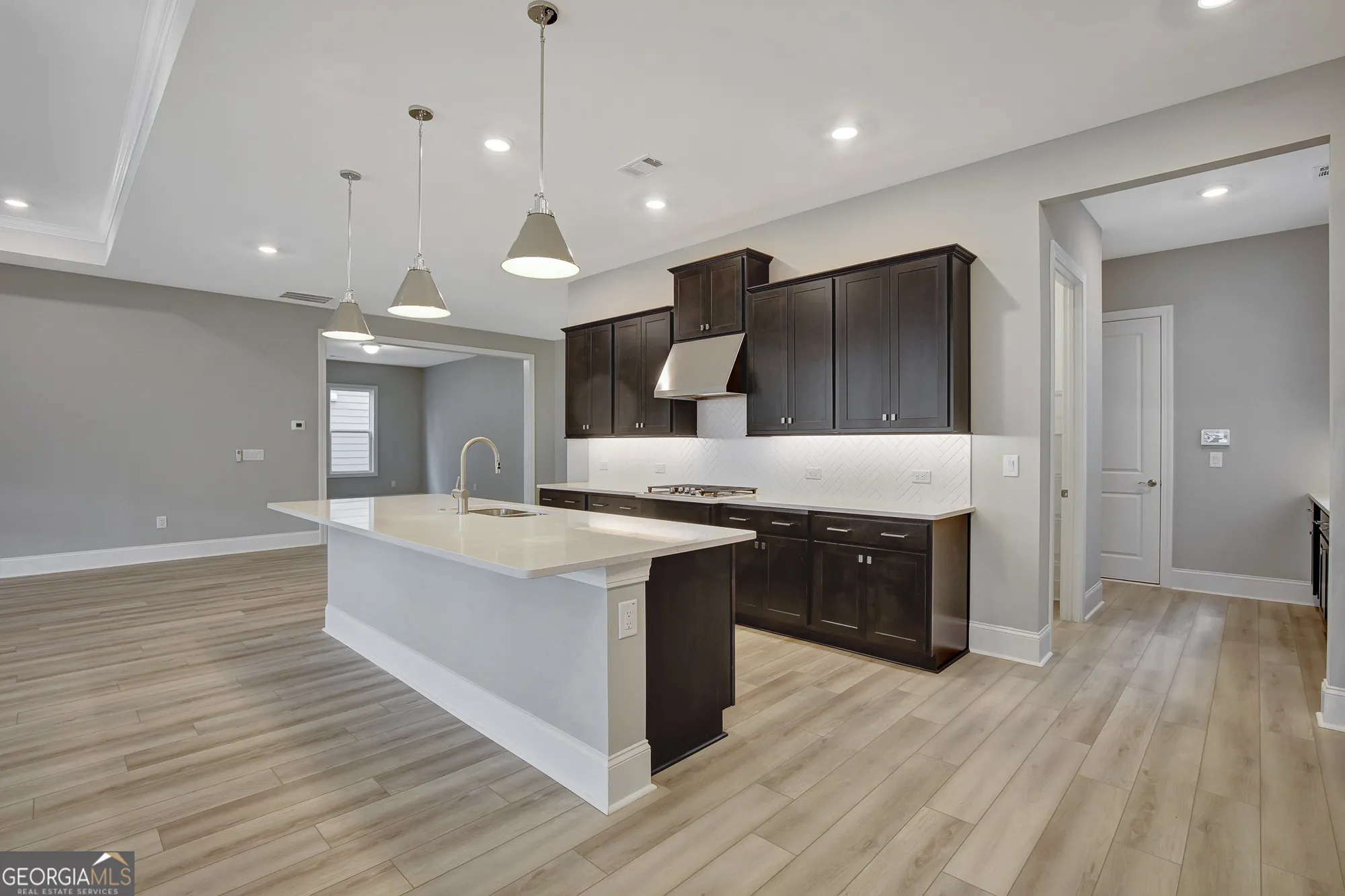 Property Slideshow image 4 of 49 | 42 club cresswind dr, Newnan, GA, 30263